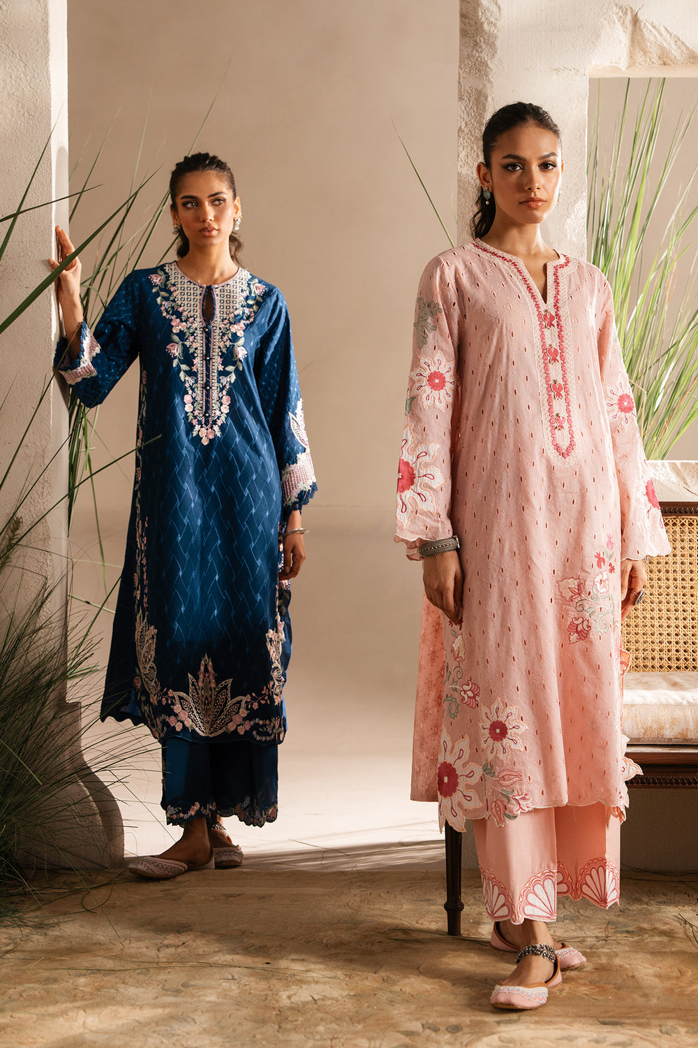 EMBROIDERED SUIT (E3413/103/315)