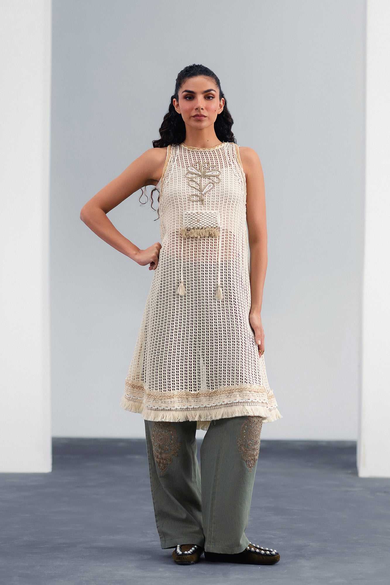 DRESS (E0007/120/002)