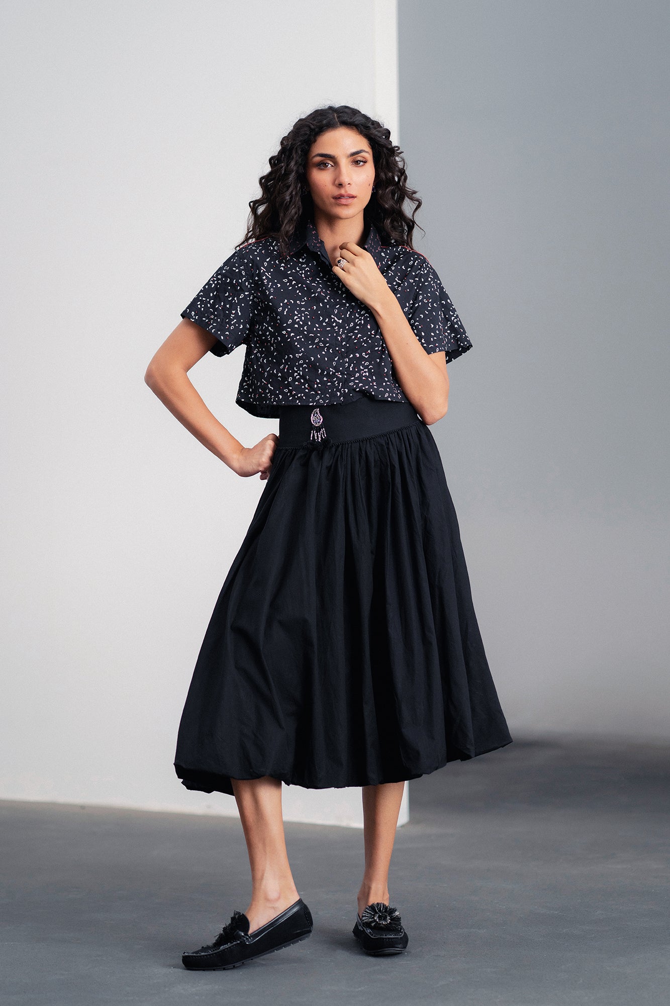 CROPPED BUTTON DOWN SHIRT (E0024/120/902)