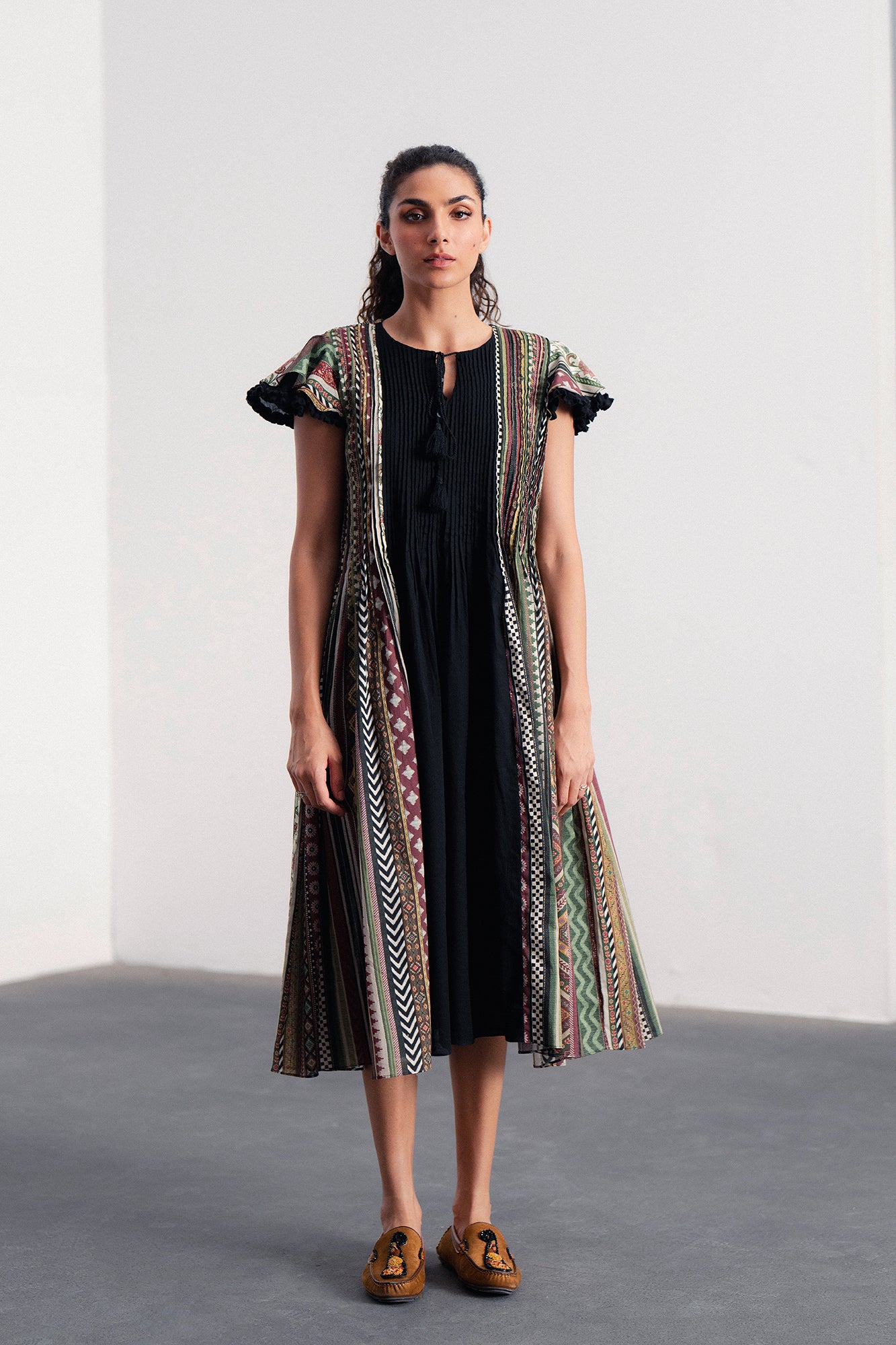 DRESS (E0042/120/902)