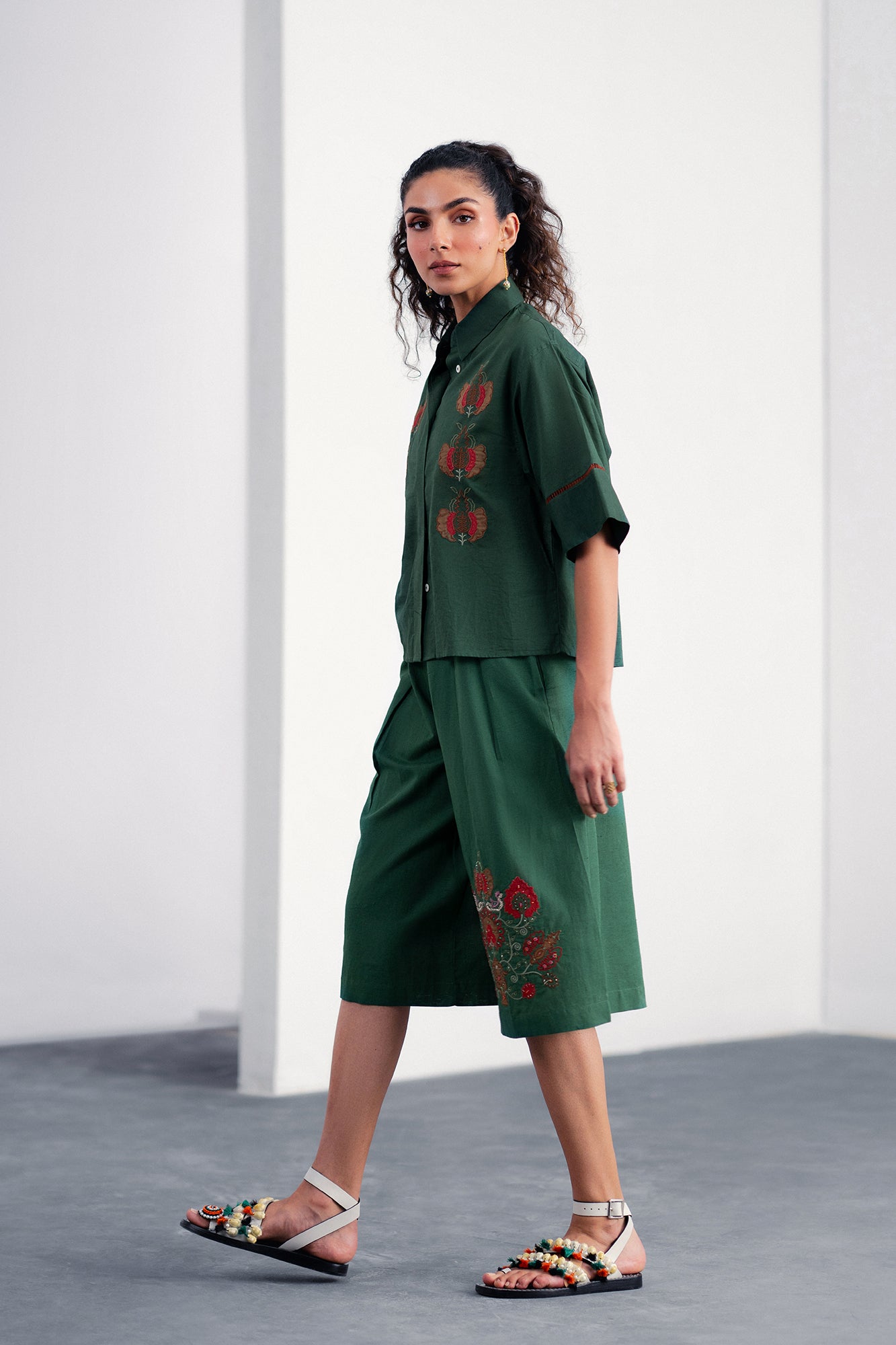 EMBROIDERED SHIRT (E0052/120/704)