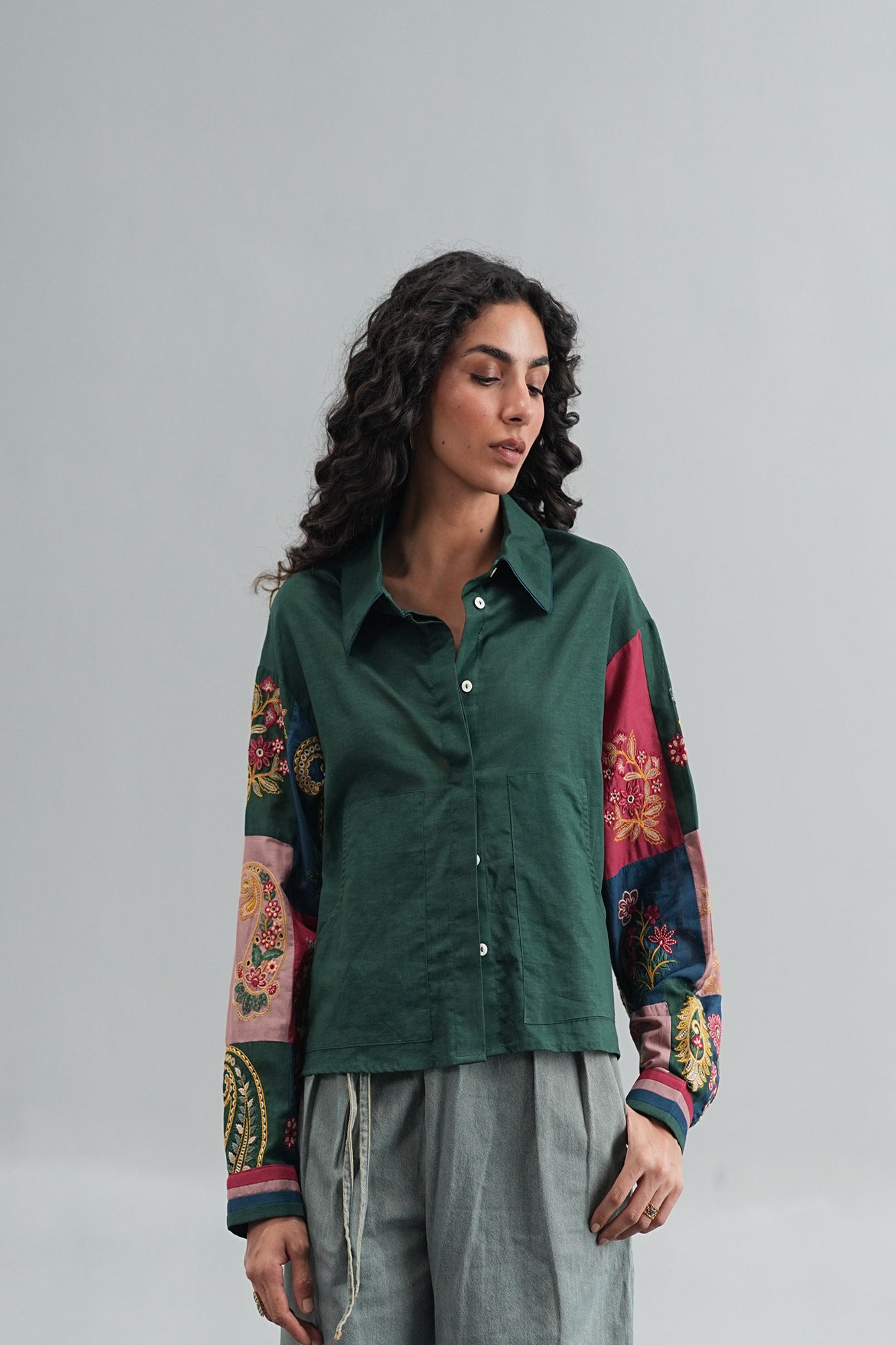 EMBROIDERED SHIRT (E0061/120/705)