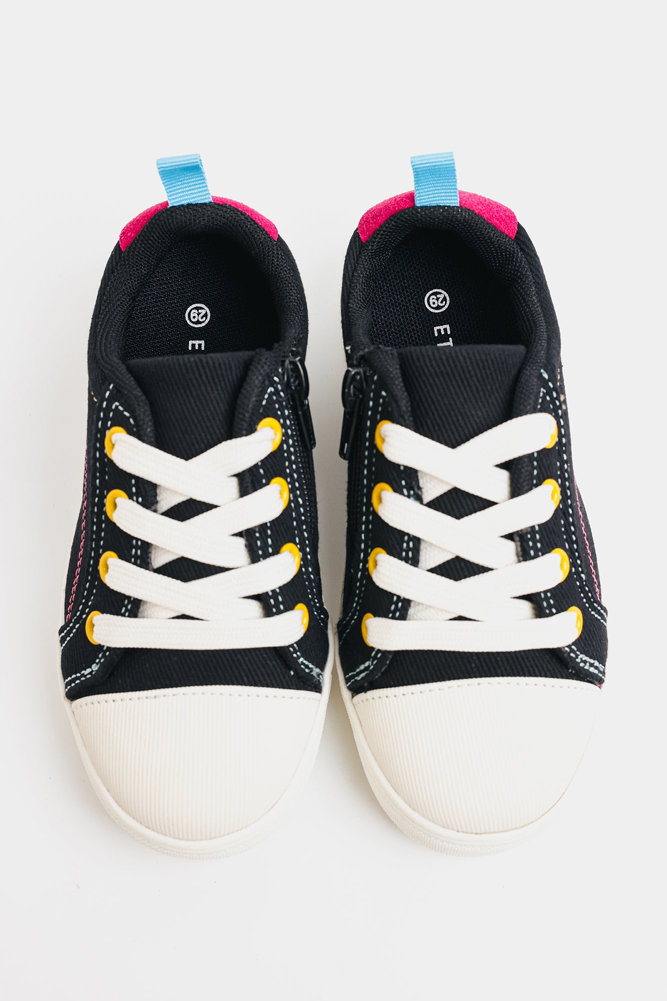 SNEAKERS (E0074/309/901)