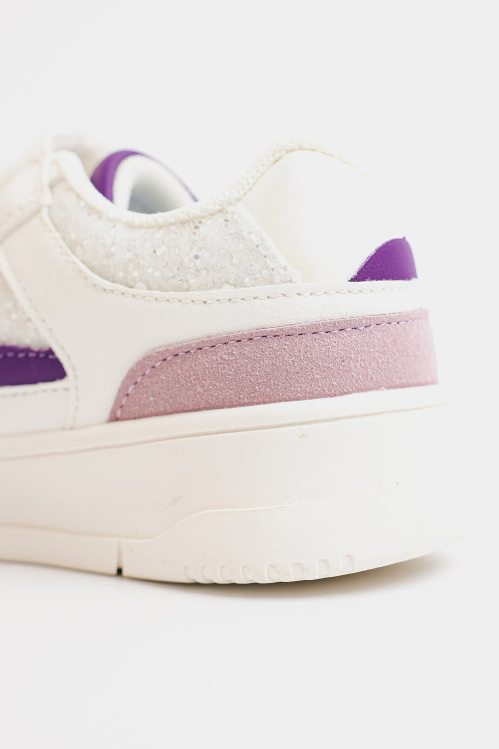 SNEAKERS (E0075/309/511)