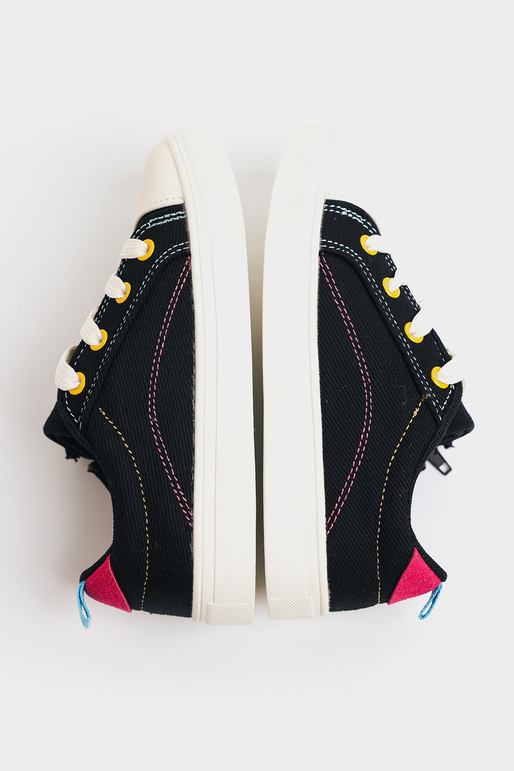 SNEAKERS (E0085/409/901)