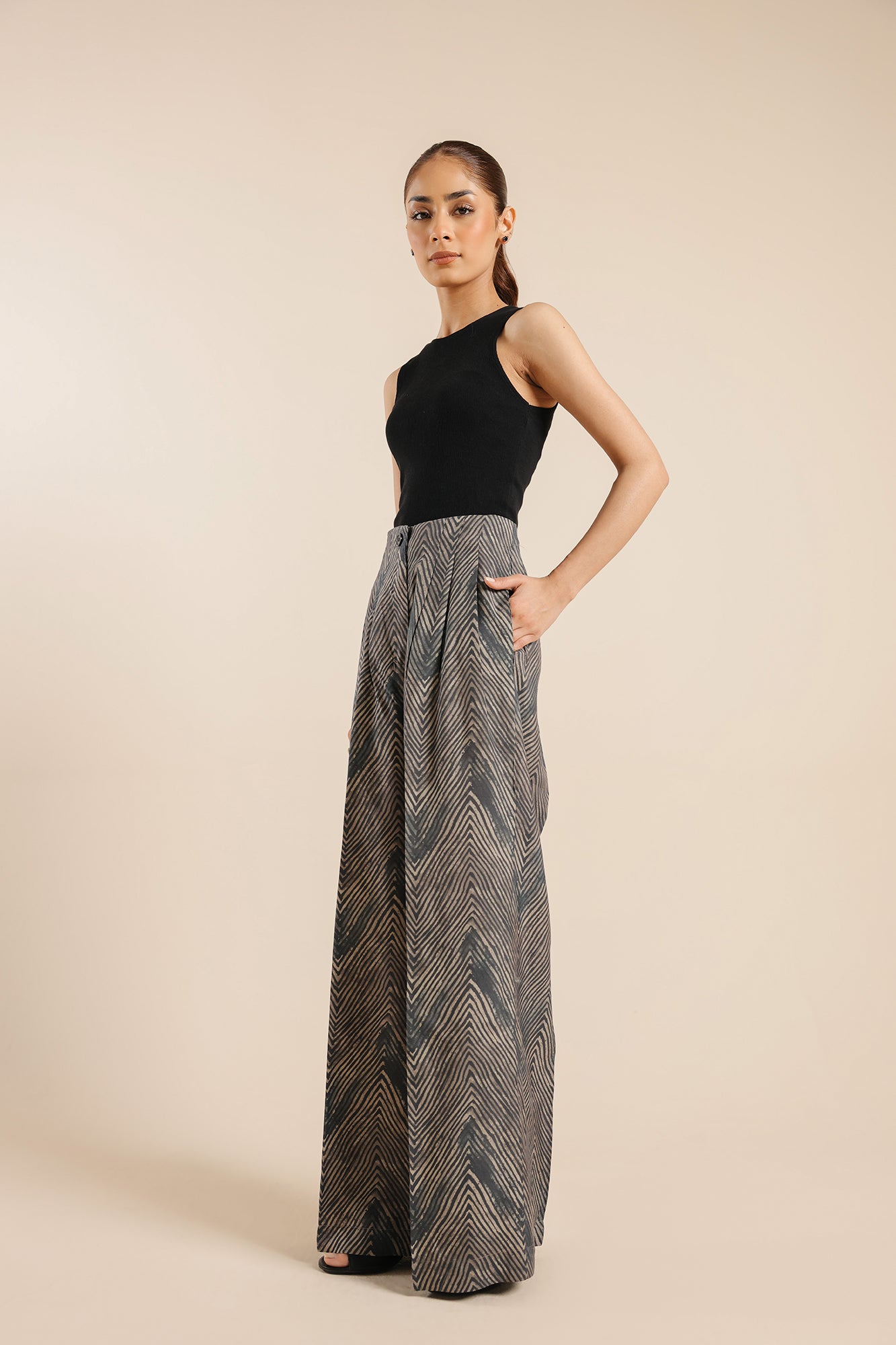TROUSER (E0219/119/007)