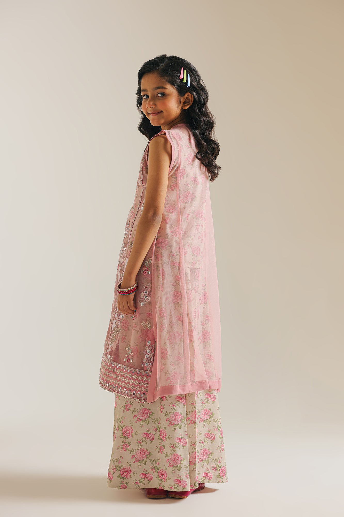 EMBROIDERED SUIT (E0219/415/425 E0219/315/425)