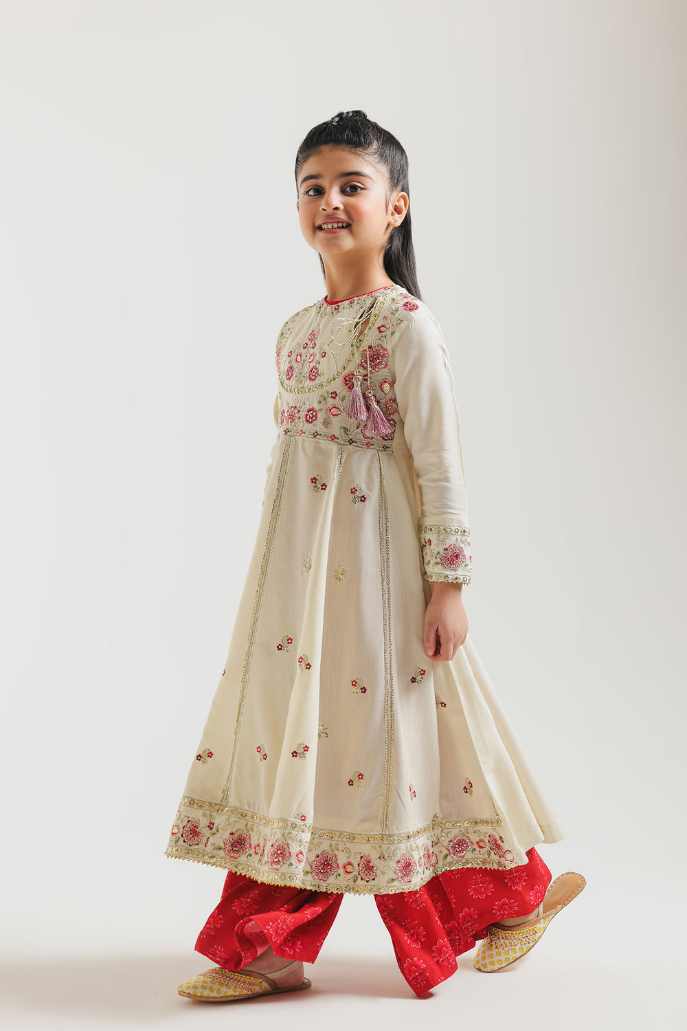 EMBROIDERED SUIT (E0220/415/004 E0220/315/004)