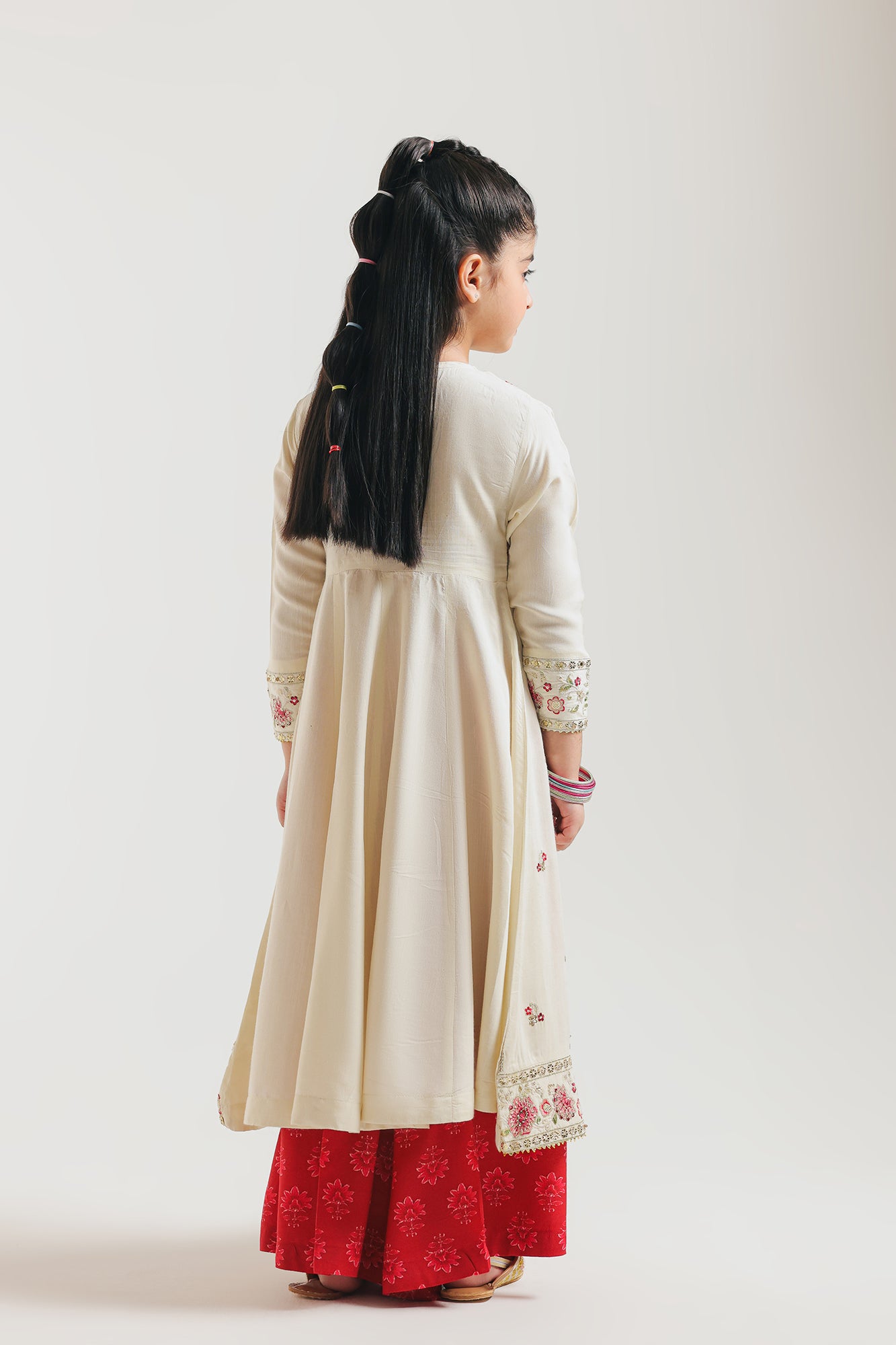 EMBROIDERED SUIT (E0220/415/004 E0220/315/004)