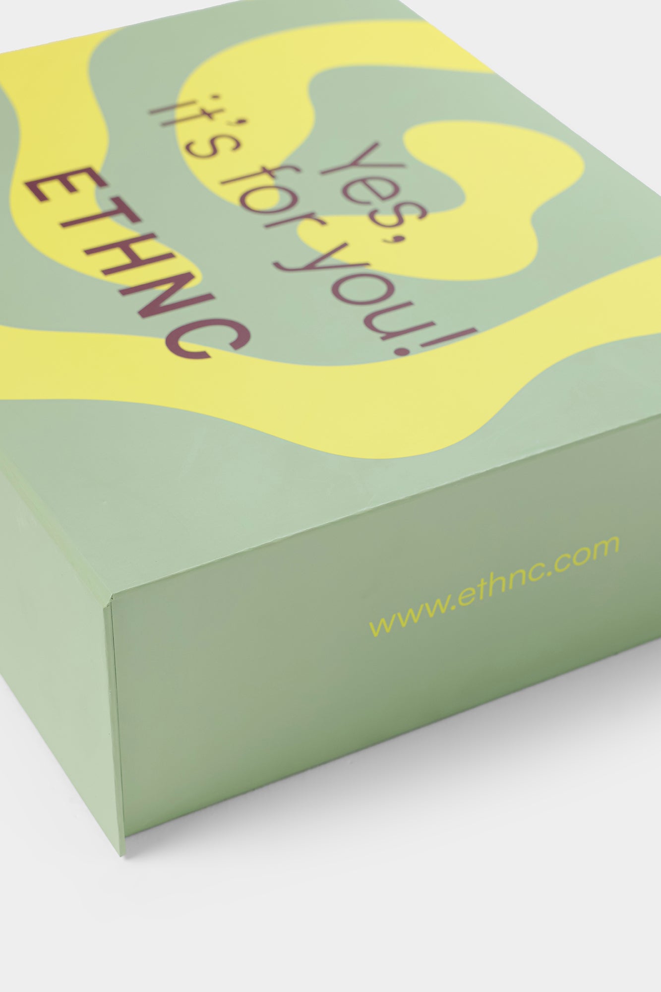 GIFT BOX - SMALL (E0276/111/918)