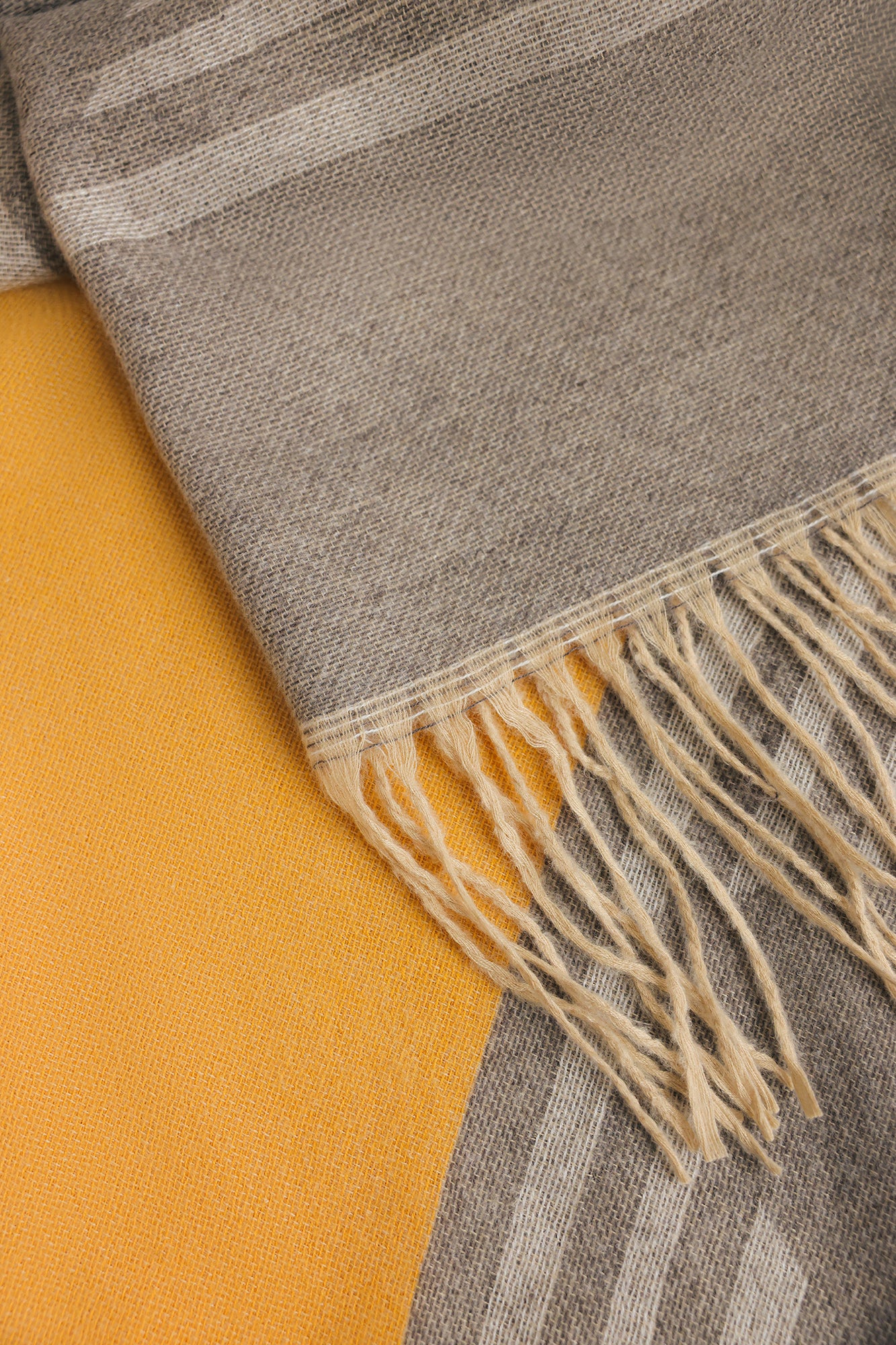 SHAWL (E0338/111/819)