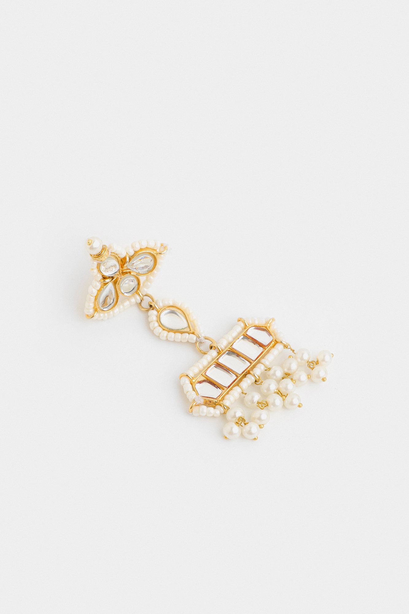 EARRINGS (E0447/110/131)