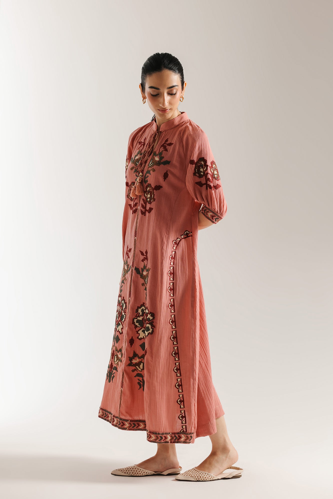 EMBROIDERED DRESS (E0506/101/315)