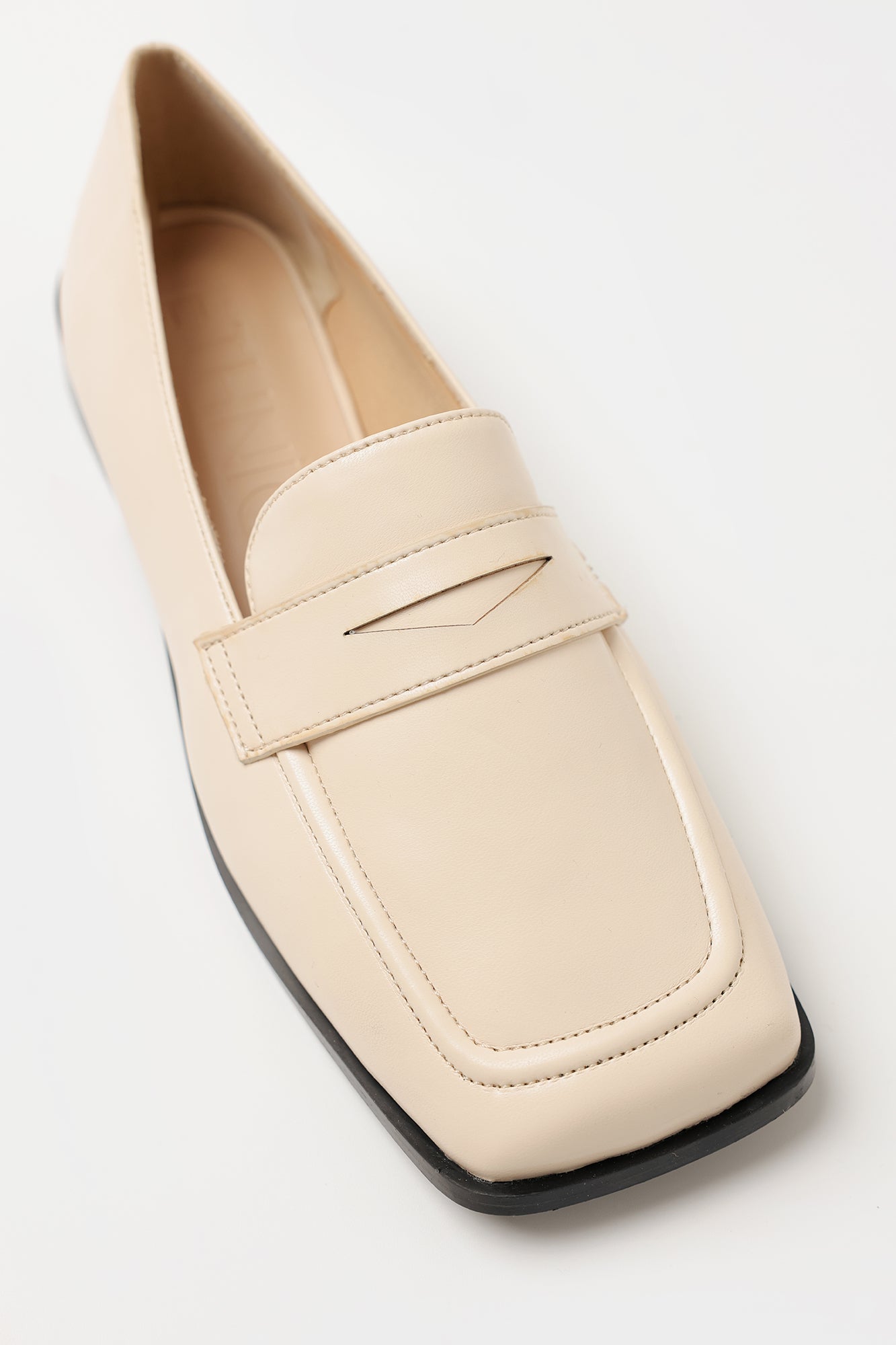 LOAFERS (E0506/109/002)