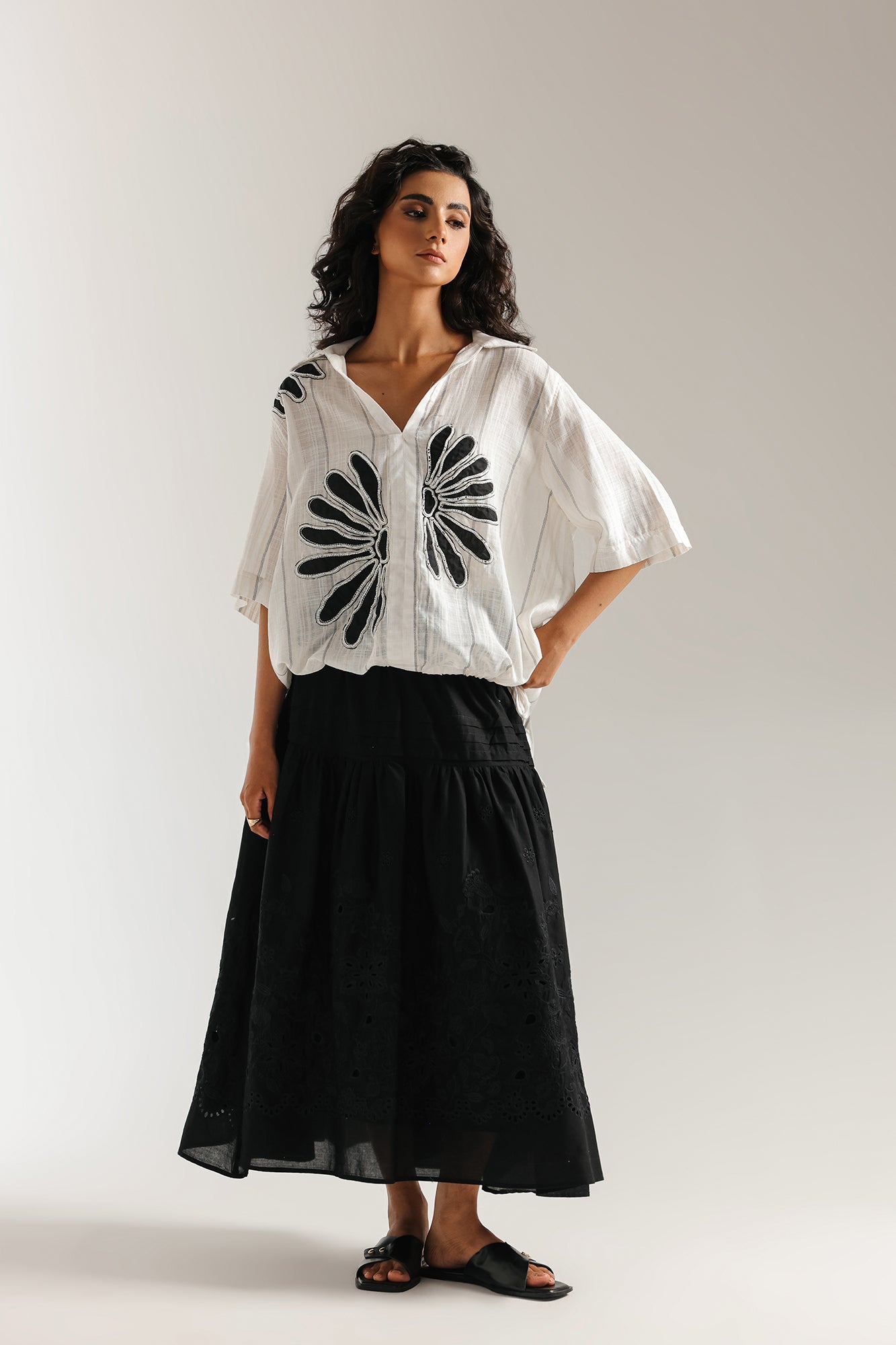 EMBROIDERED TOP (E0513/101/002)