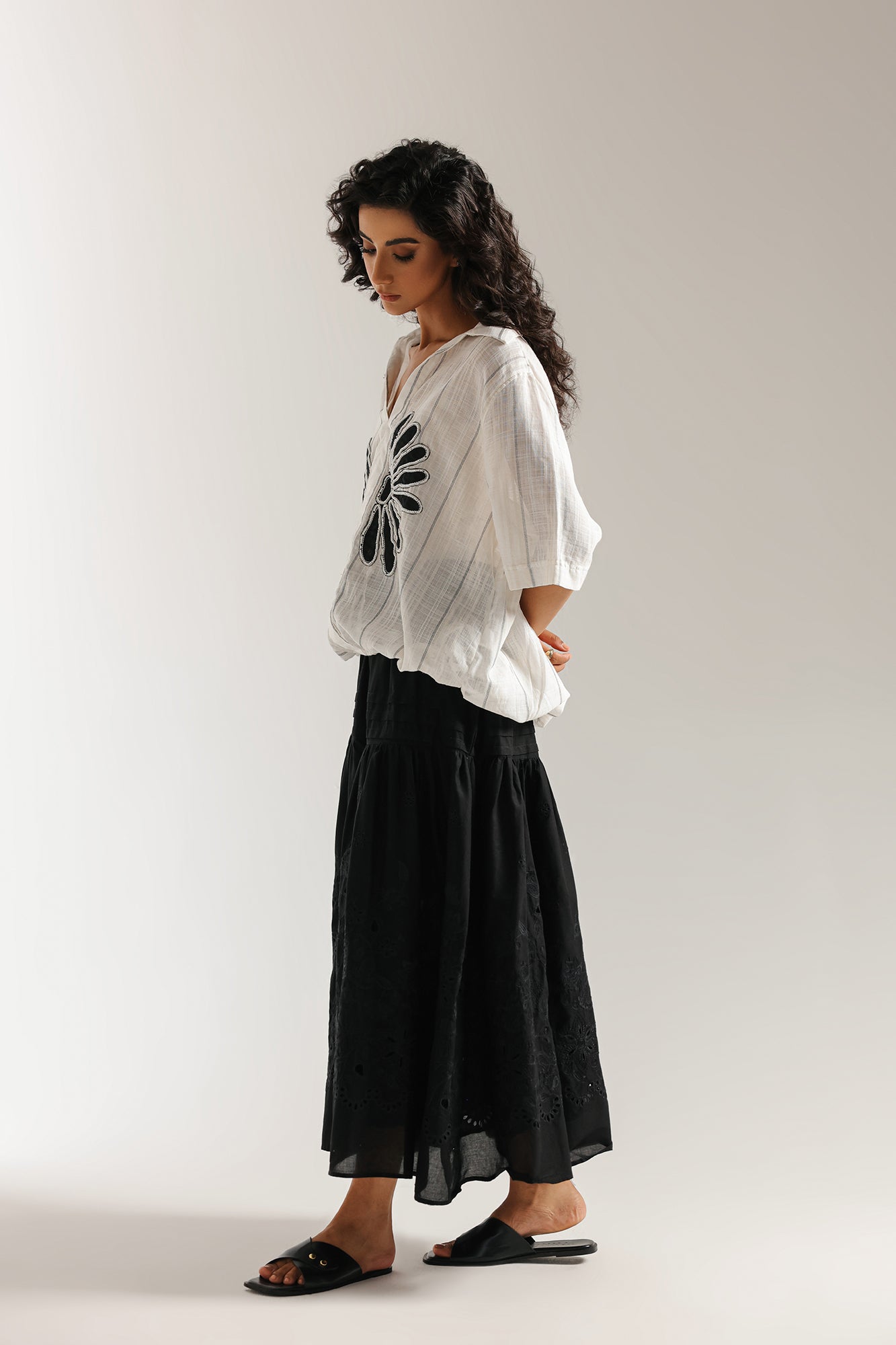 EMBROIDERED TOP (E0513/101/002)