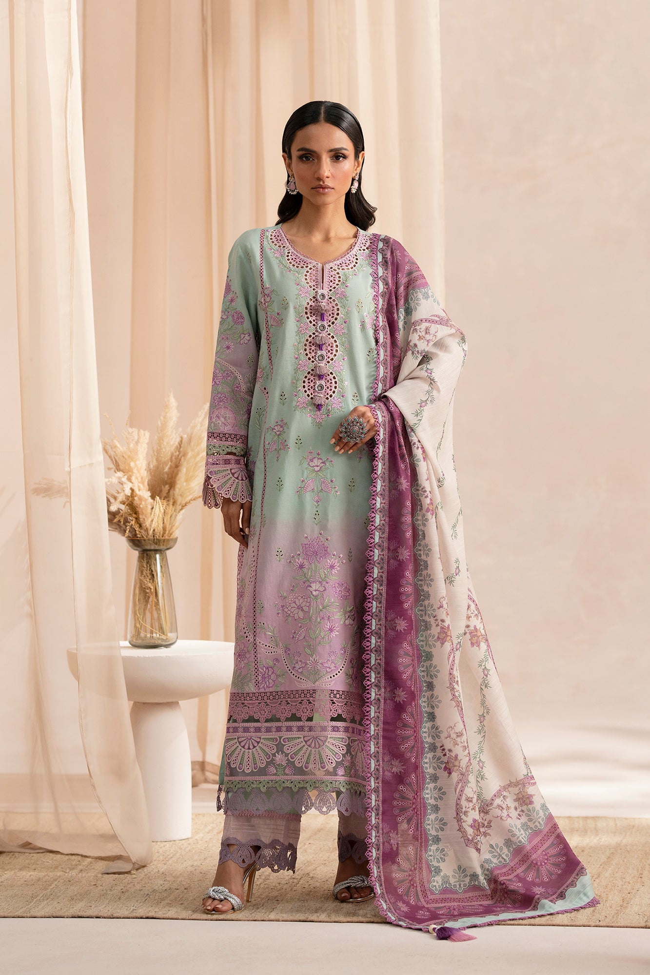 EMBROIDERED SUIT (E0525/203/512)