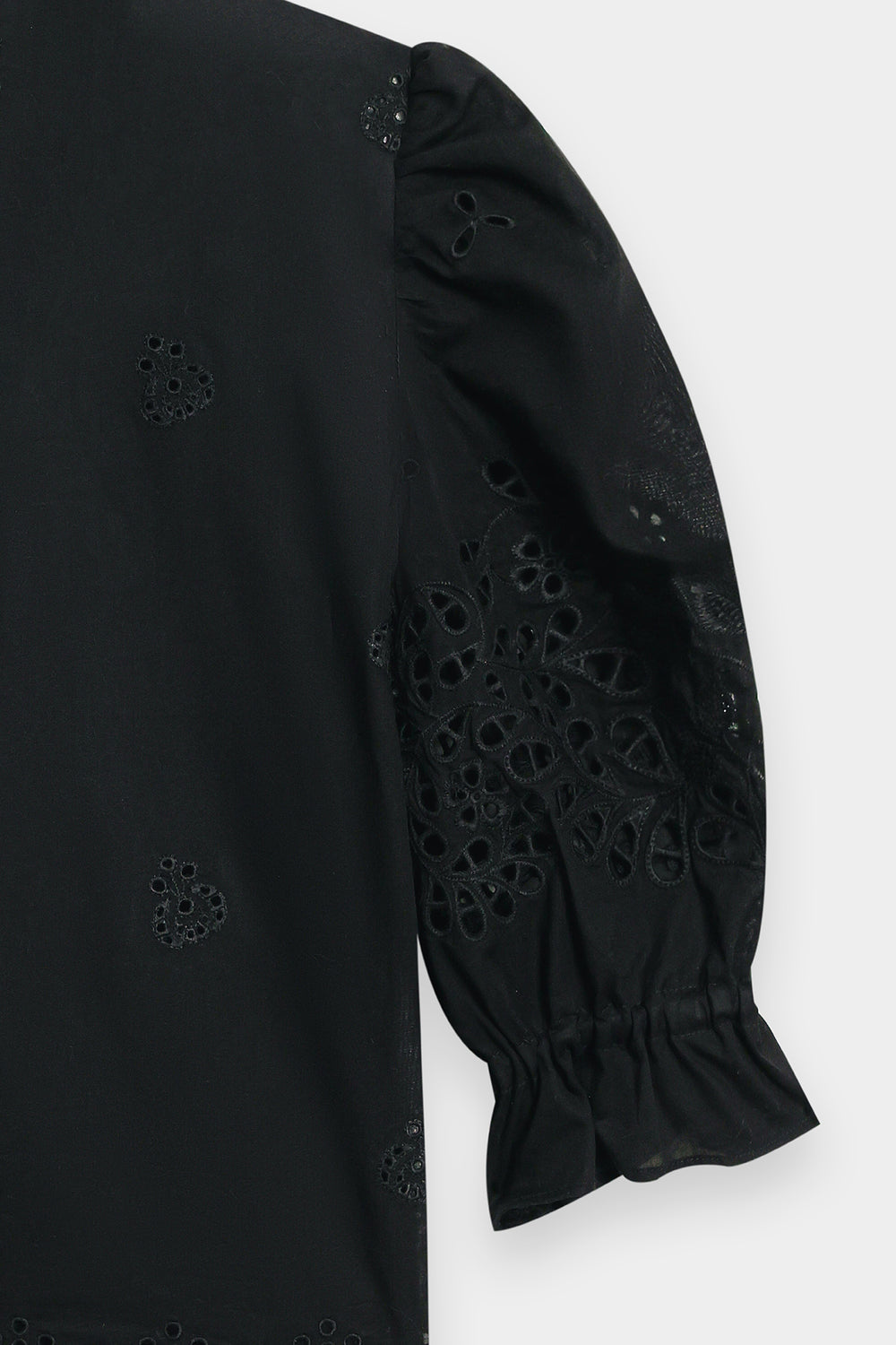EMBROIDERED TOP (E0540/101/902)