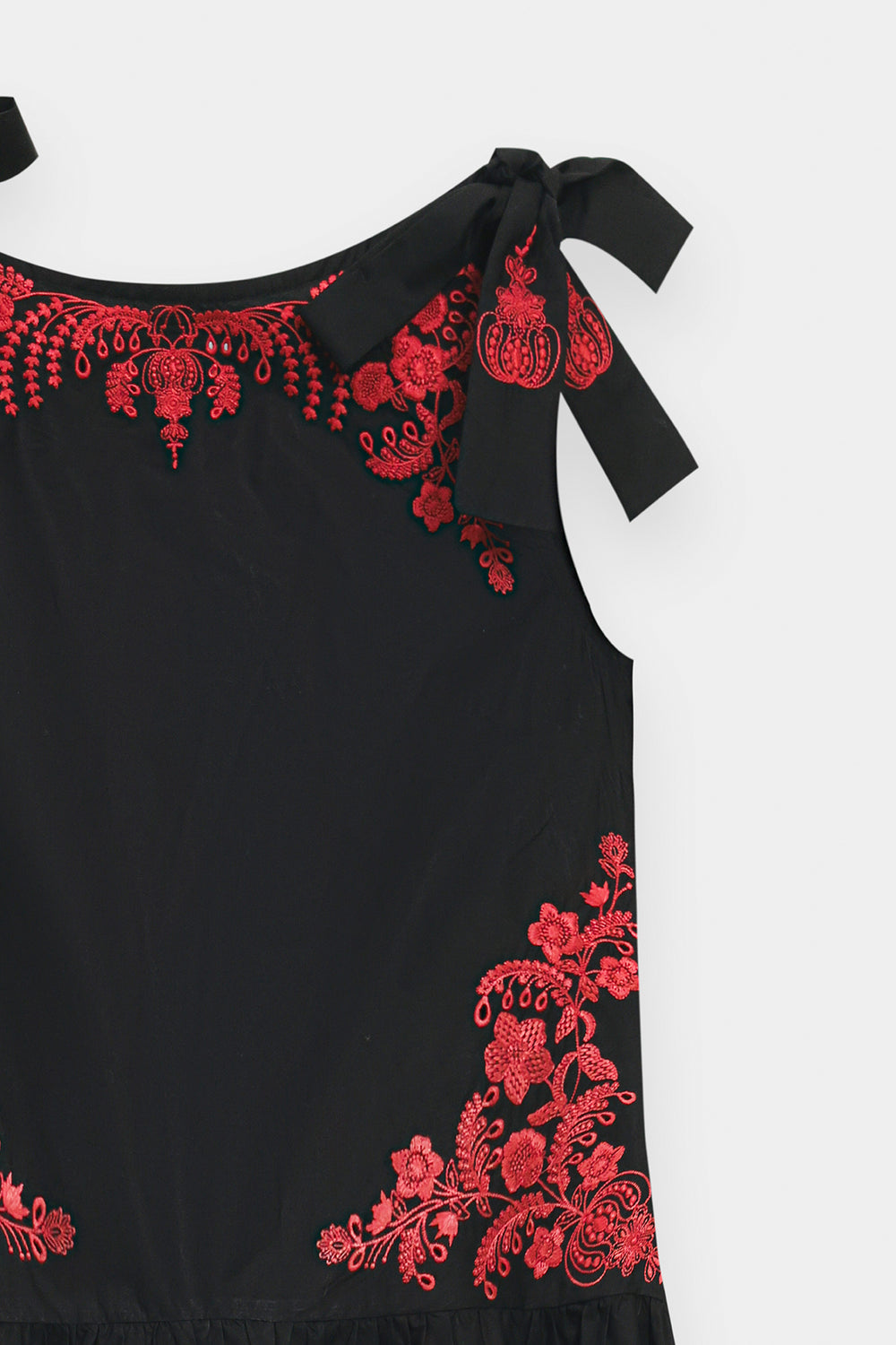 EMBROIDERED DRESS (E0543/101/902)