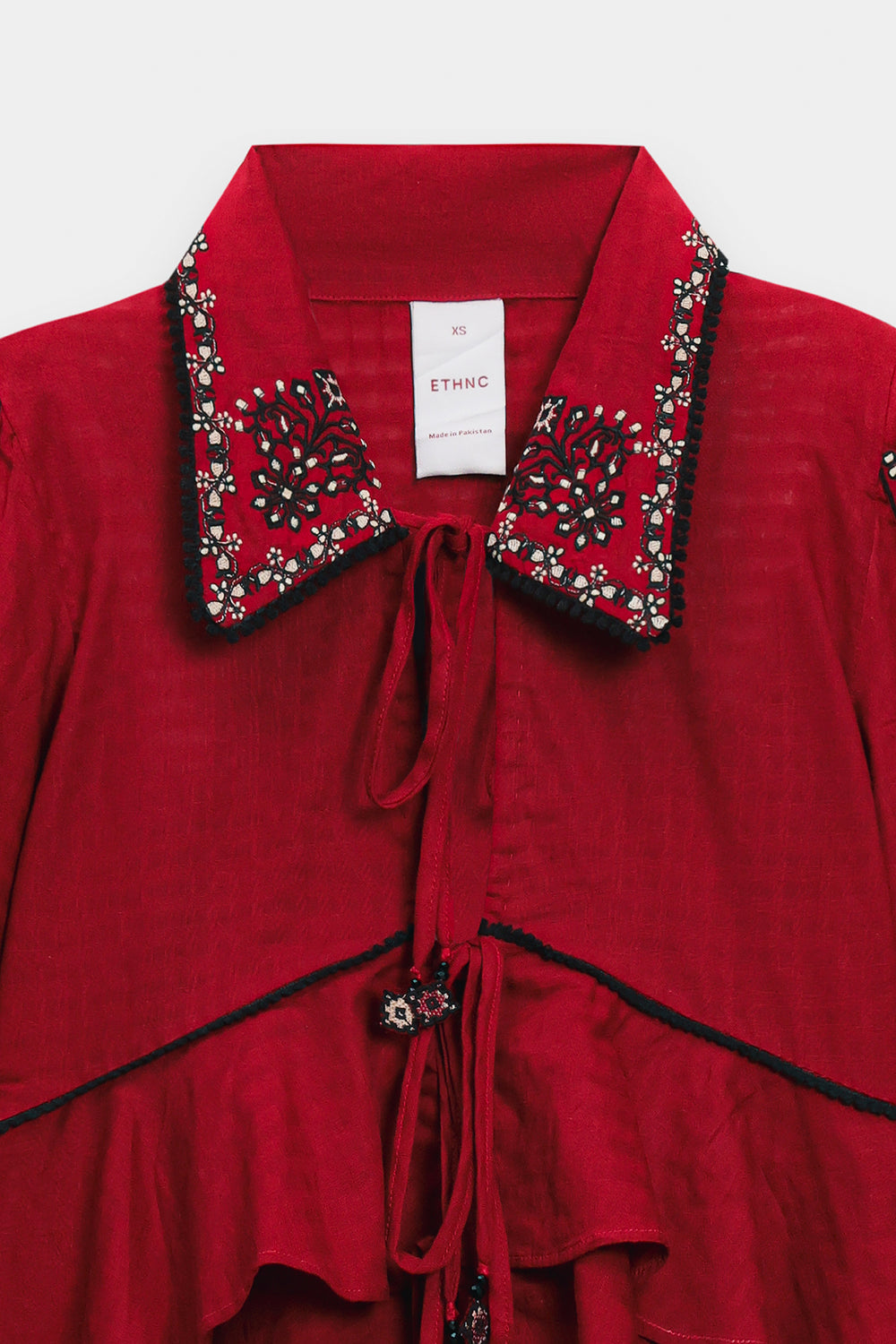 EMBROIDERED TOP (E0549/101/415)