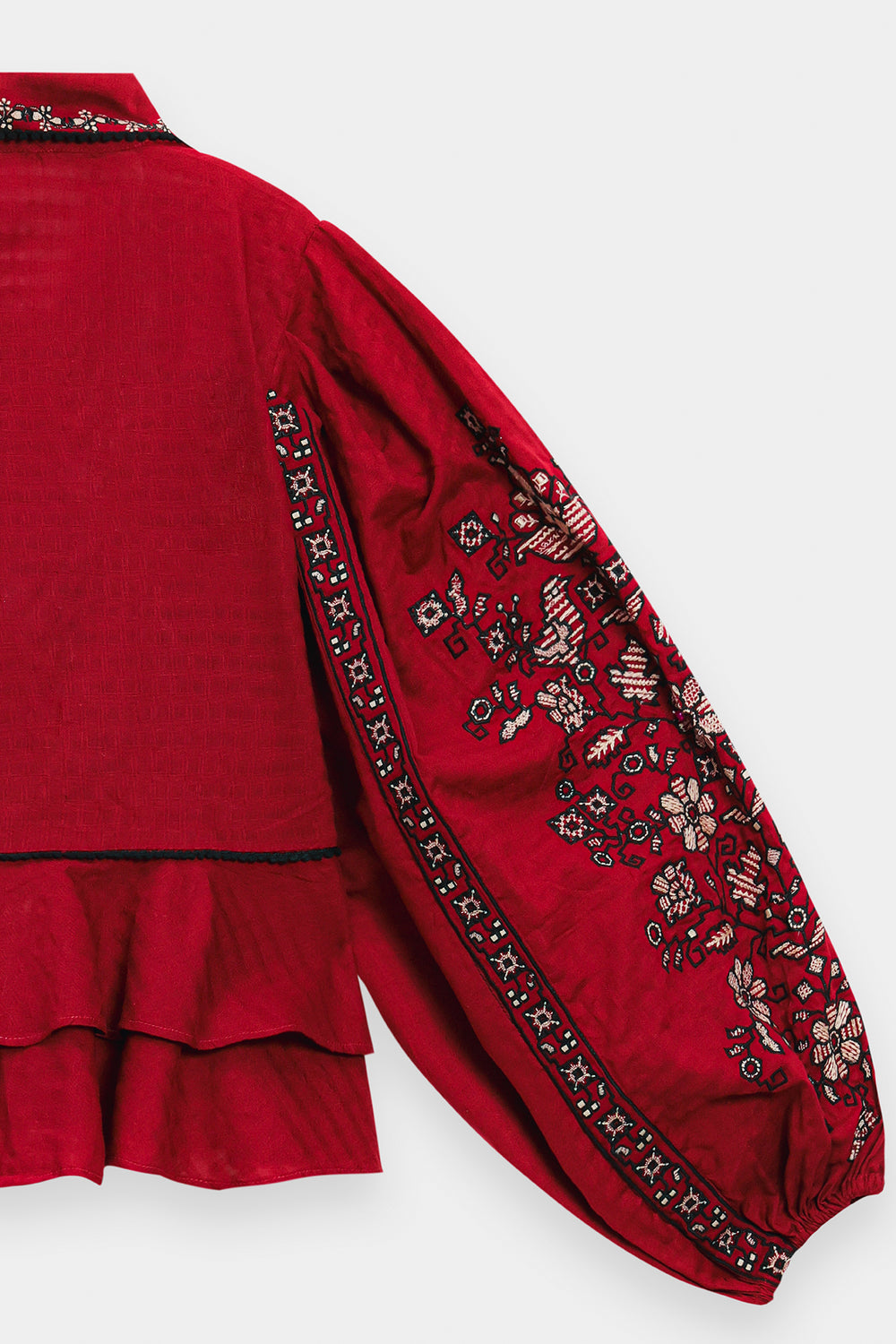 EMBROIDERED TOP (E0549/101/415)