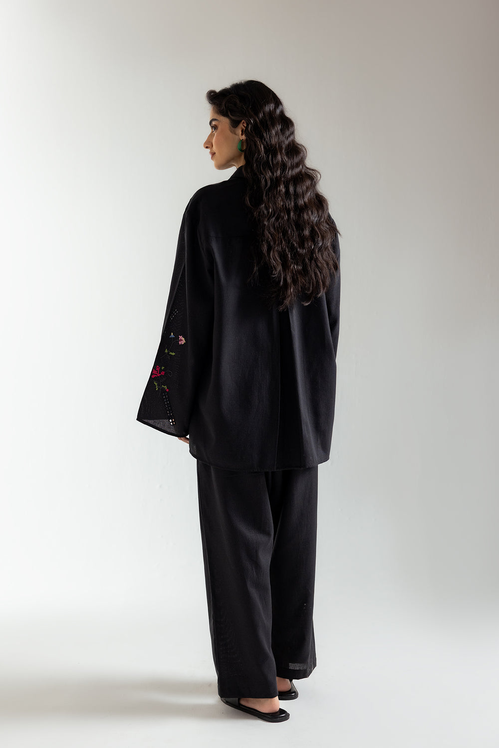 EMBROIDERED SUIT (E0604/106/902)