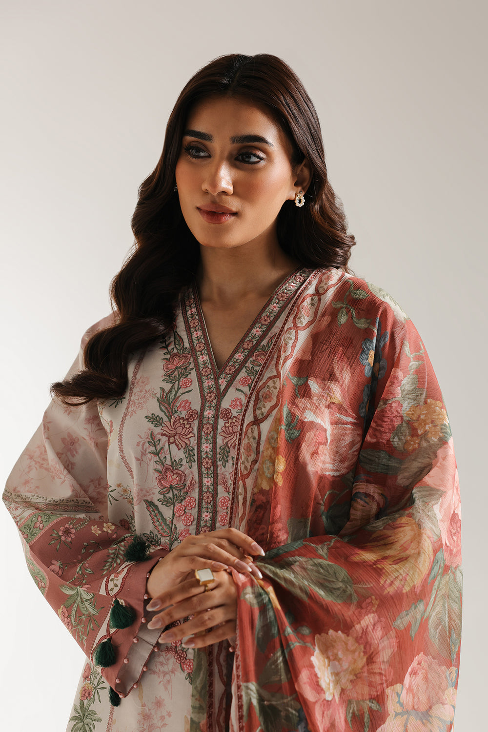 EMBROIDERED SUIT (E0605/203/413)