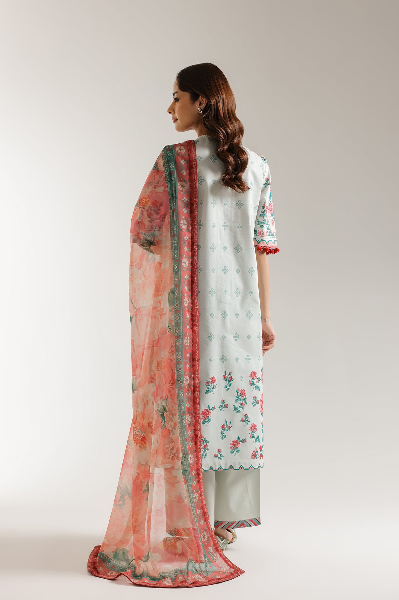 EMBROIDERED SUIT (E0614/203/405)