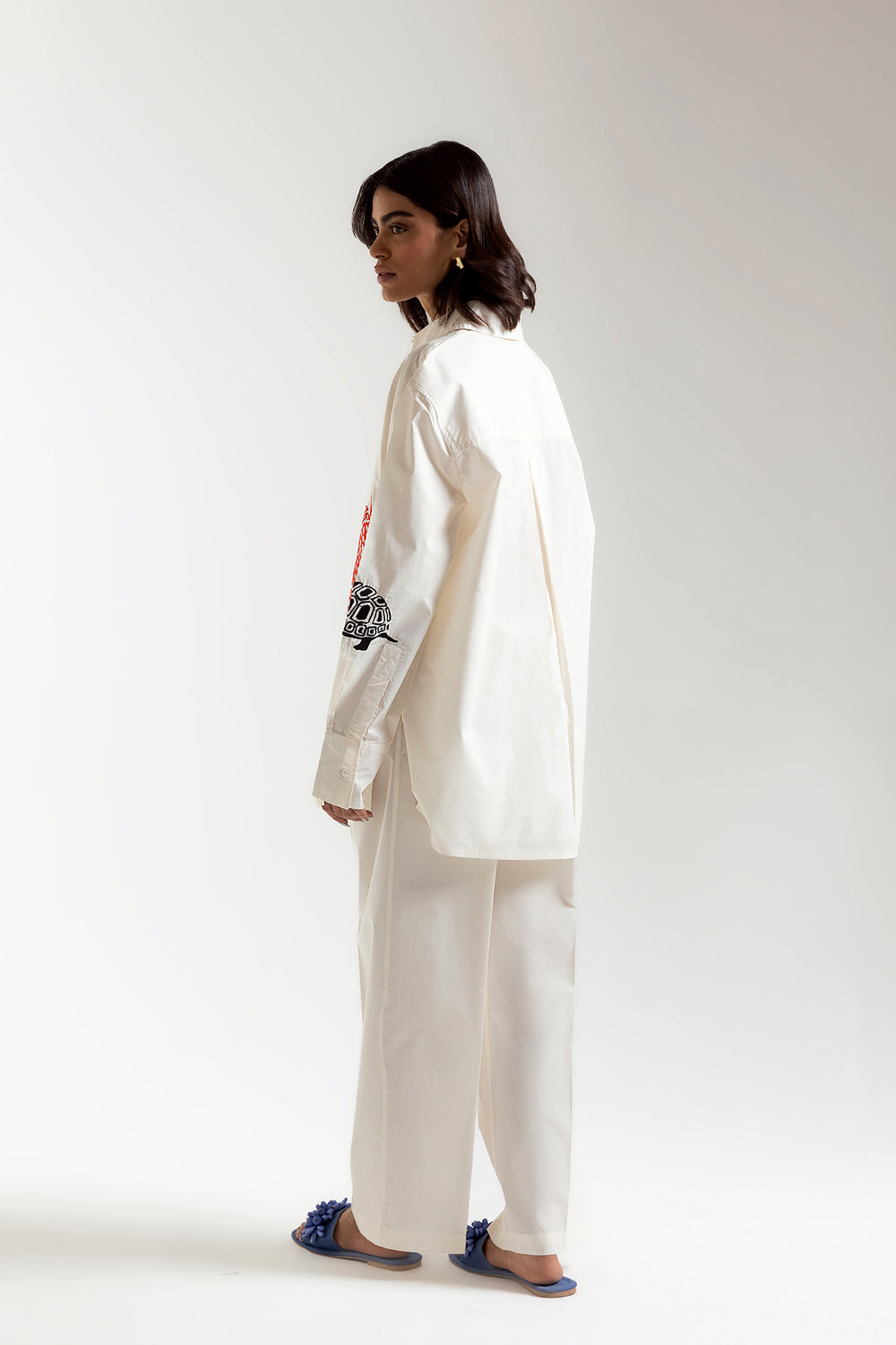 EMBROIDERED SUIT (E0631/106/001)