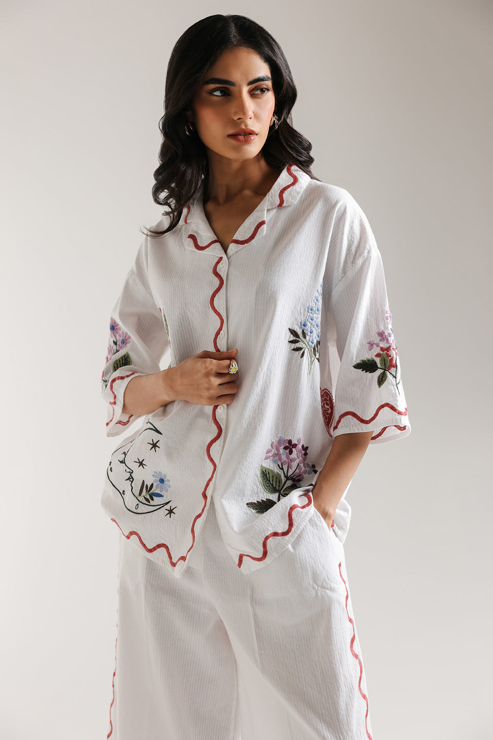 EMBROIDERED SUIT (E0636/106/001)