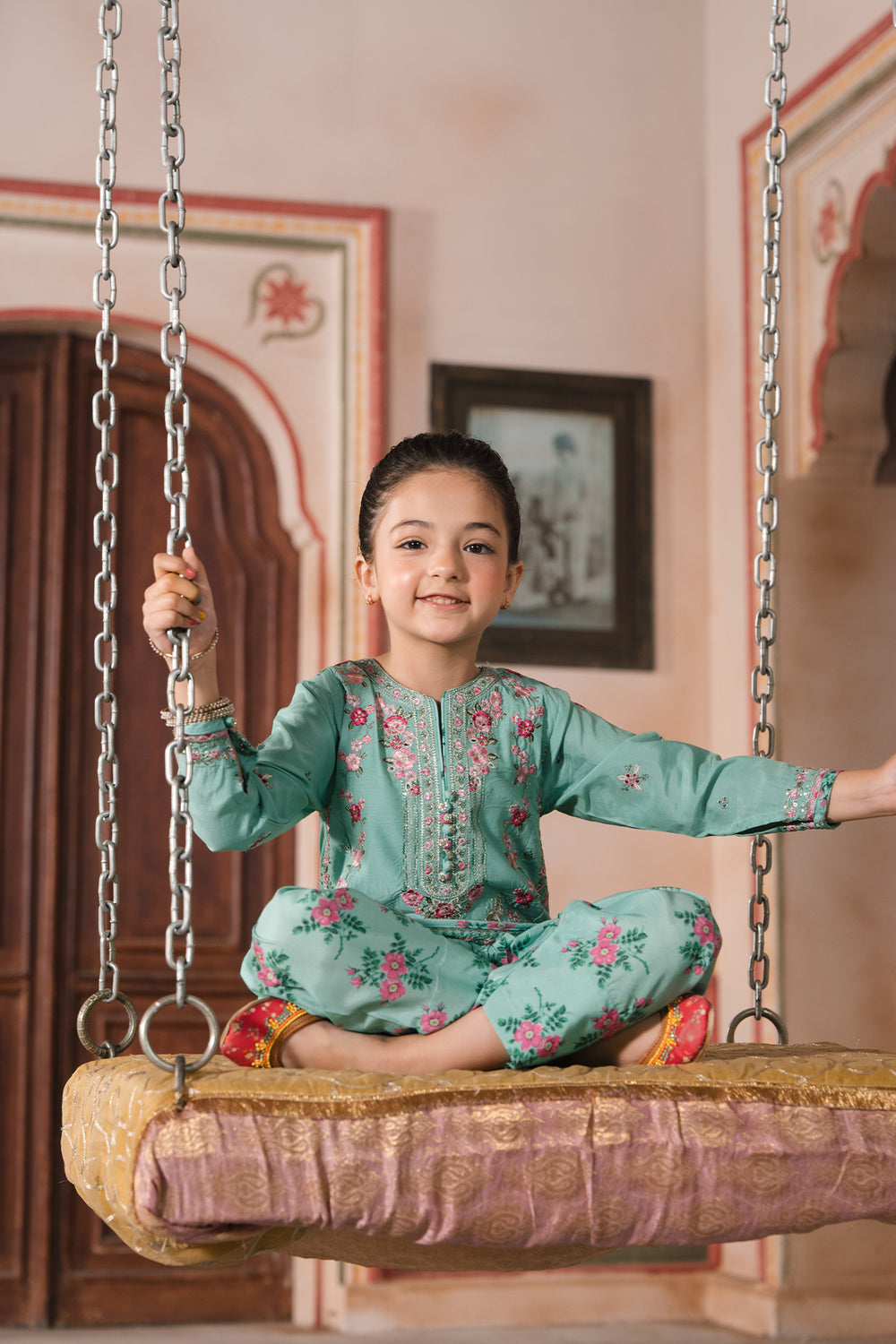 EMBROIDERED SUIT (E0648/404/714 E0648/304/714)