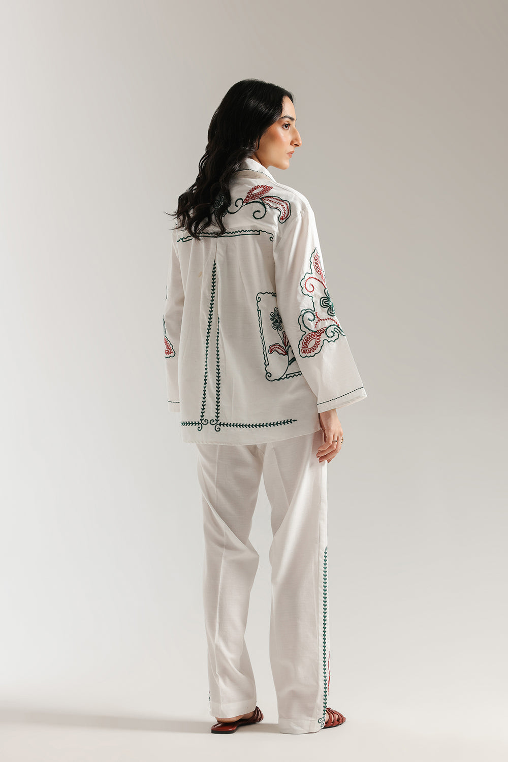 EMBROIDERED SUIT (E0656/106/001)