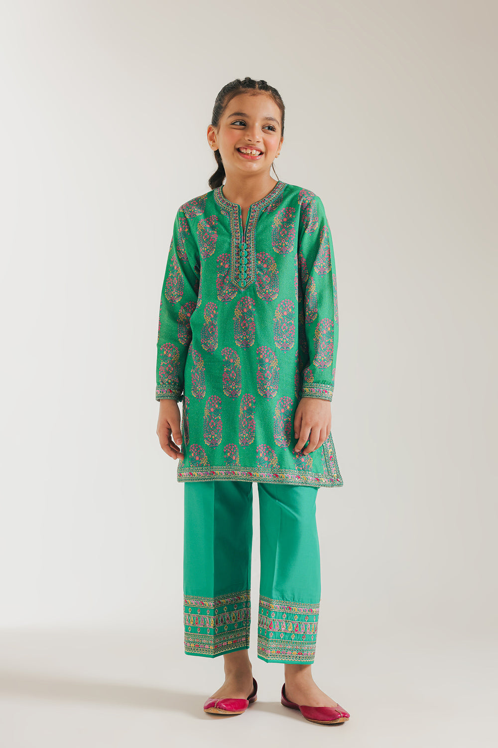 EMBROIDERED SUIT (E0658/404/708 E0658/304/708)