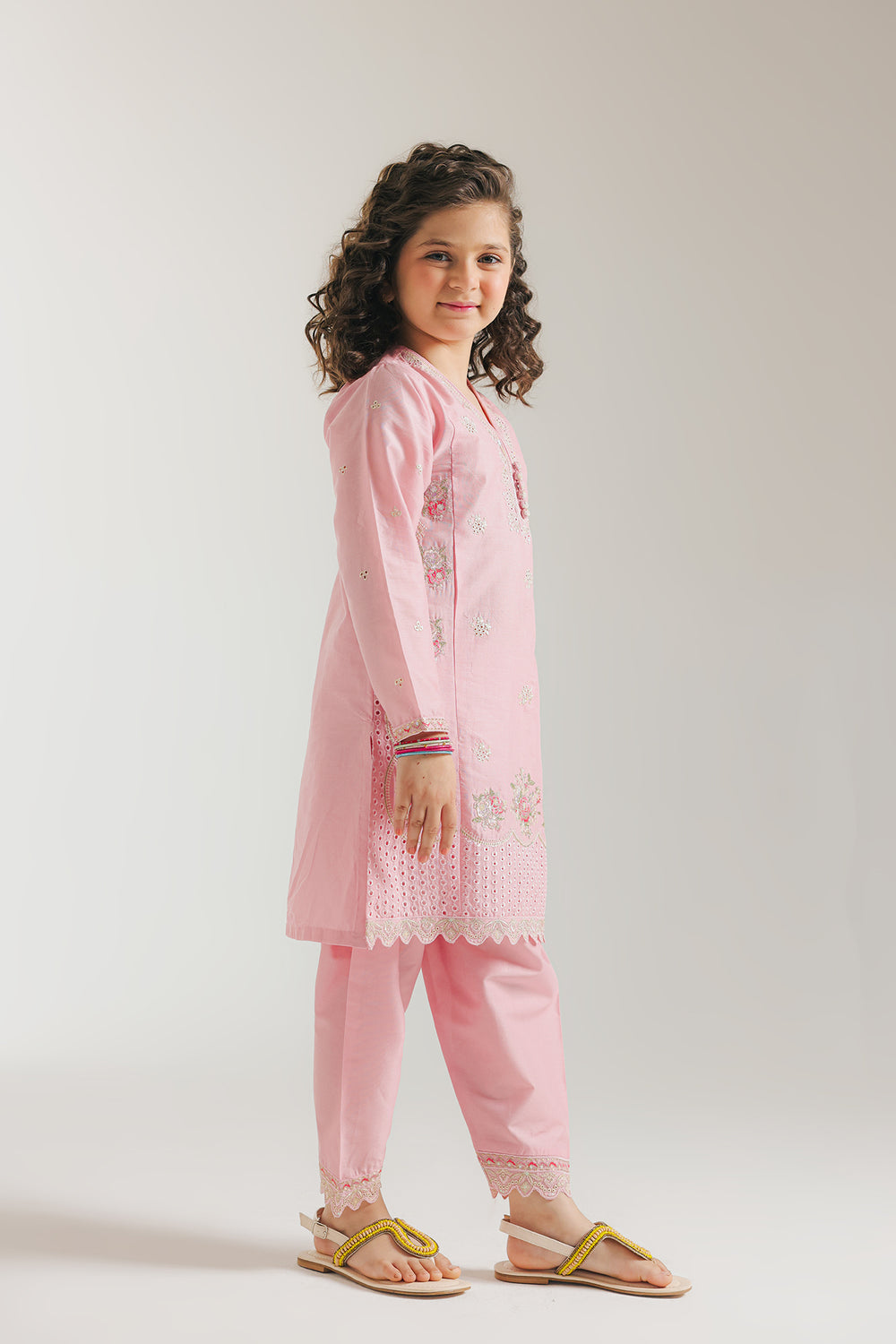 EMBROIDERED SUIT (E0668/404/426 E0668/304/426)