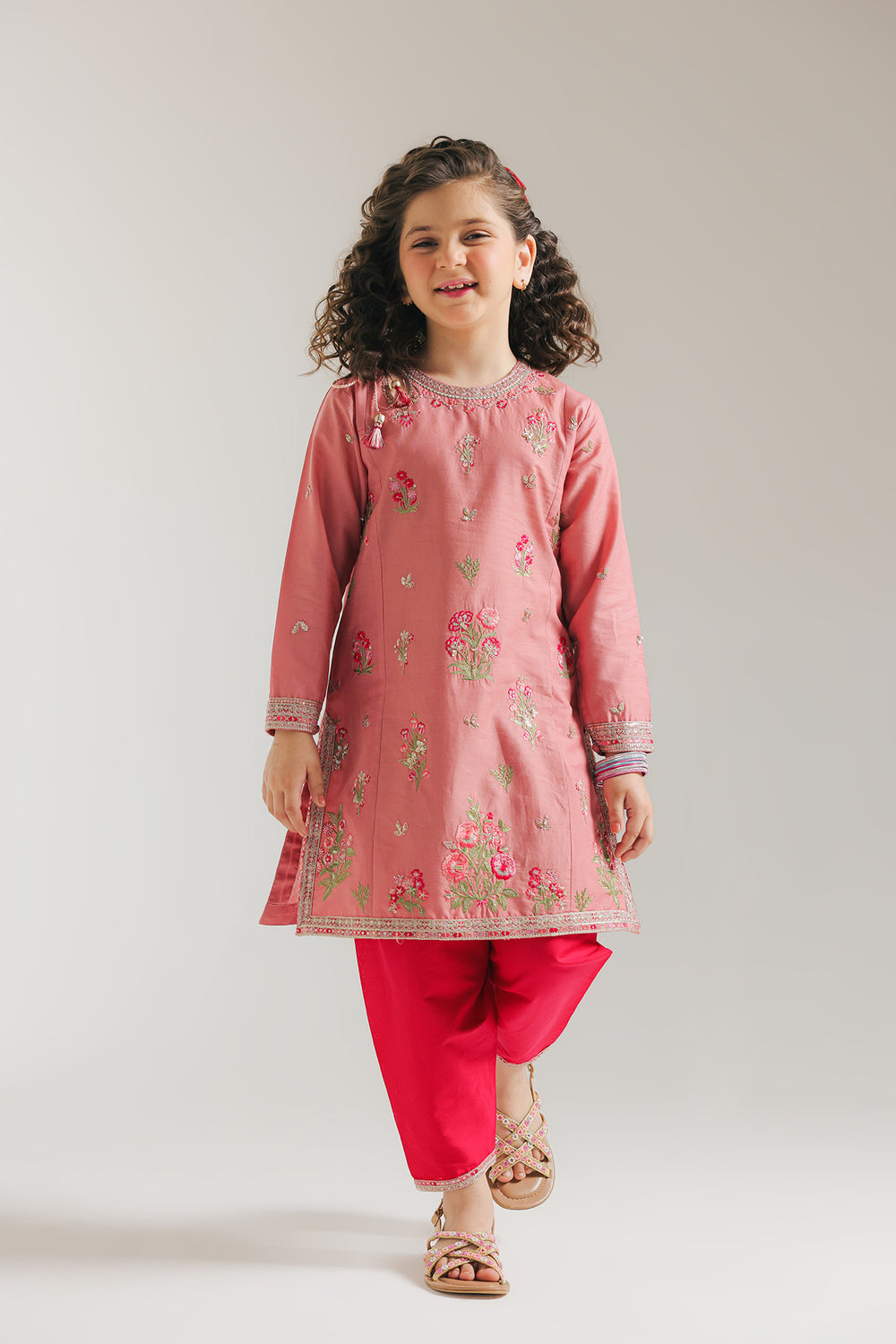 EMBROIDERED SUIT (E0672/404/313 E0672/304/313)