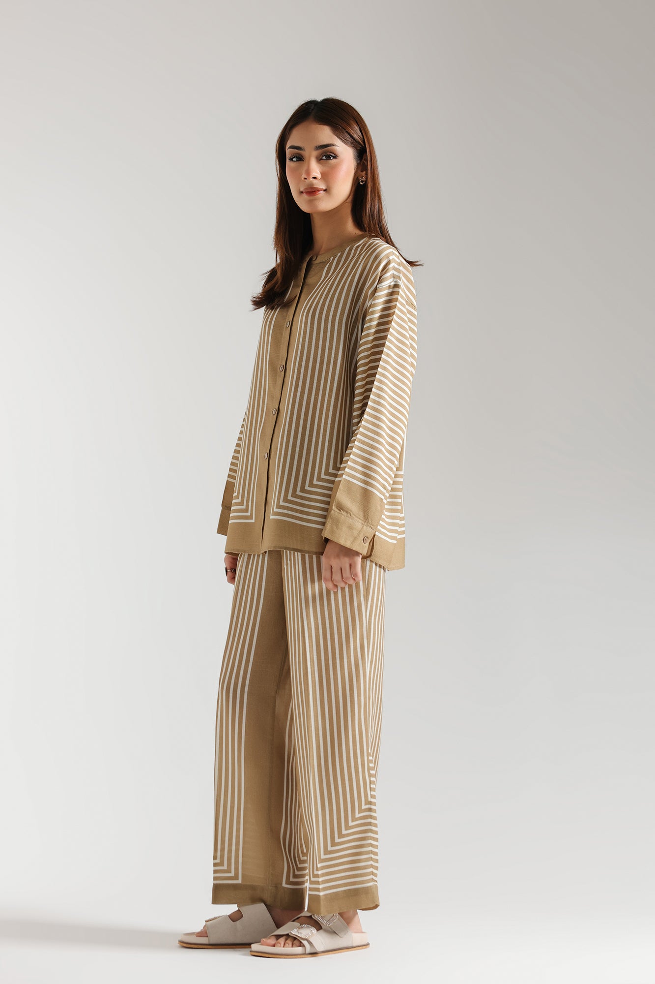 PRINTED SUIT (E0674/116/121)