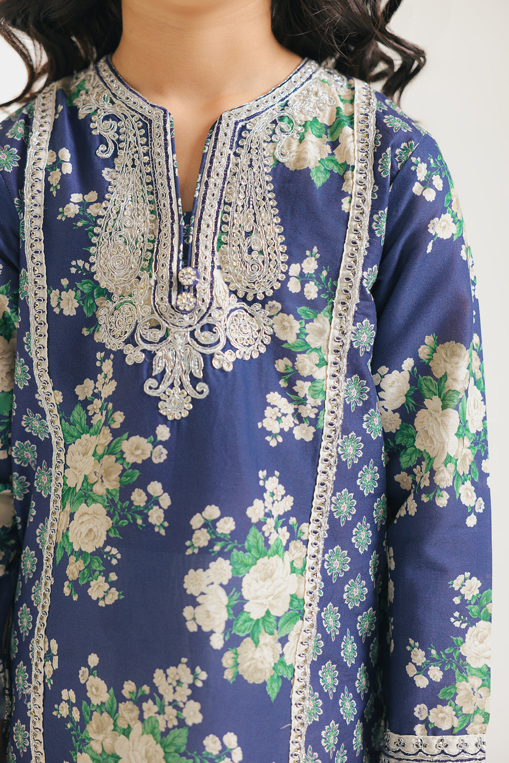 EMBROIDERED SUIT (E0708/404/603 E0708/304/603)