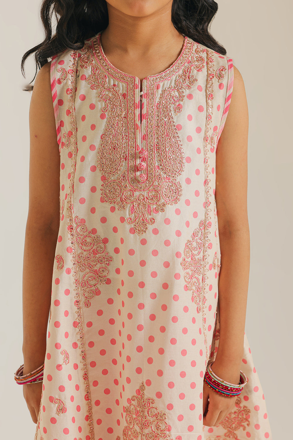 EMBROIDERED SUIT (E0711/404/002 E0711/304/002)