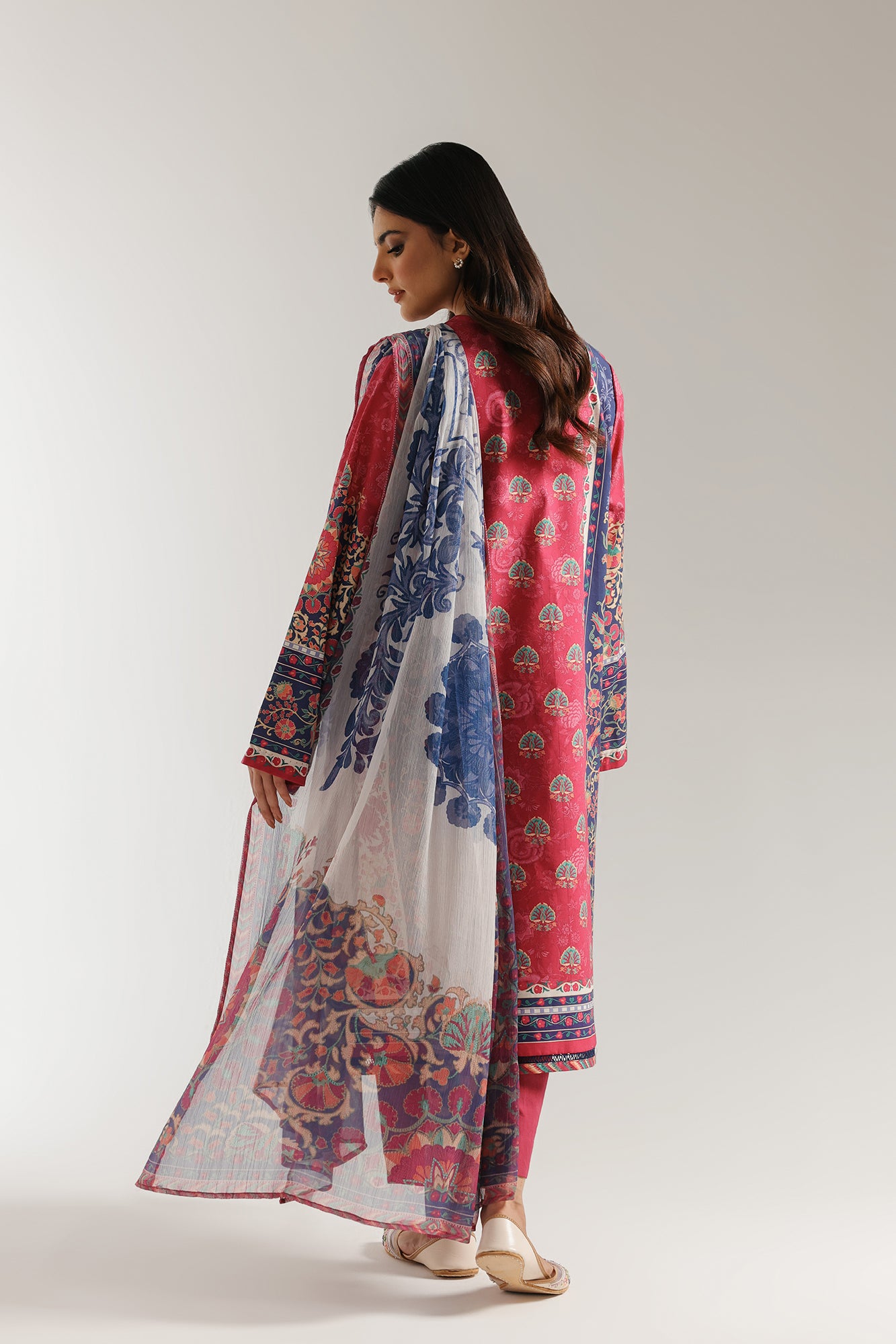 EMBROIDERED SUIT (E0712/203/525)