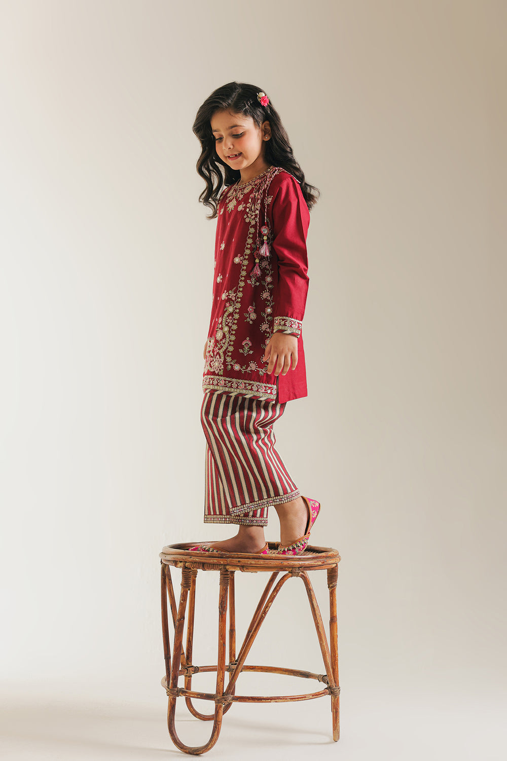 EMBROIDERED SUIT (E0717/404/416 E0717/304/416)