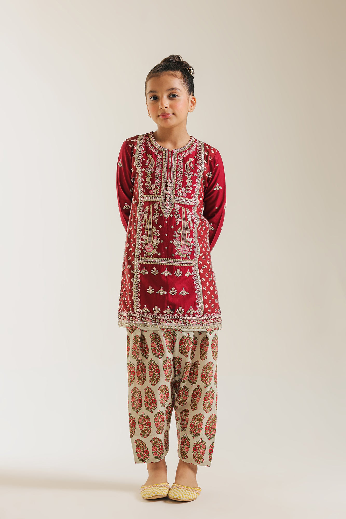 EMBROIDERED SUIT (E0718/404/415 E0718/304/415)