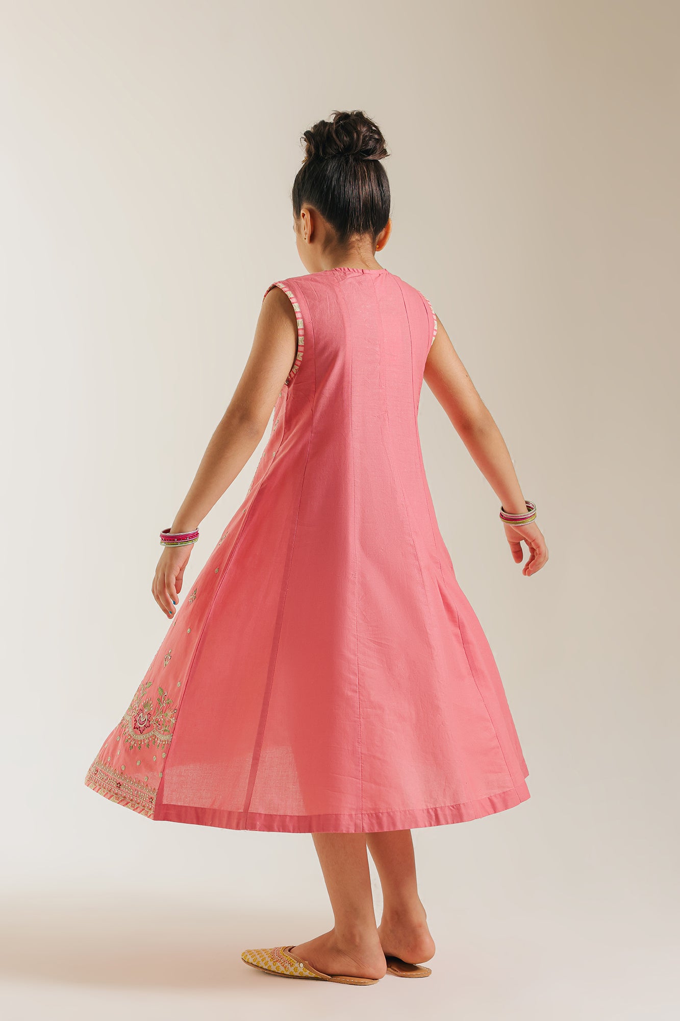 EMBROIDERED PISHWAS (E0729/404/424 E0729/304/424)