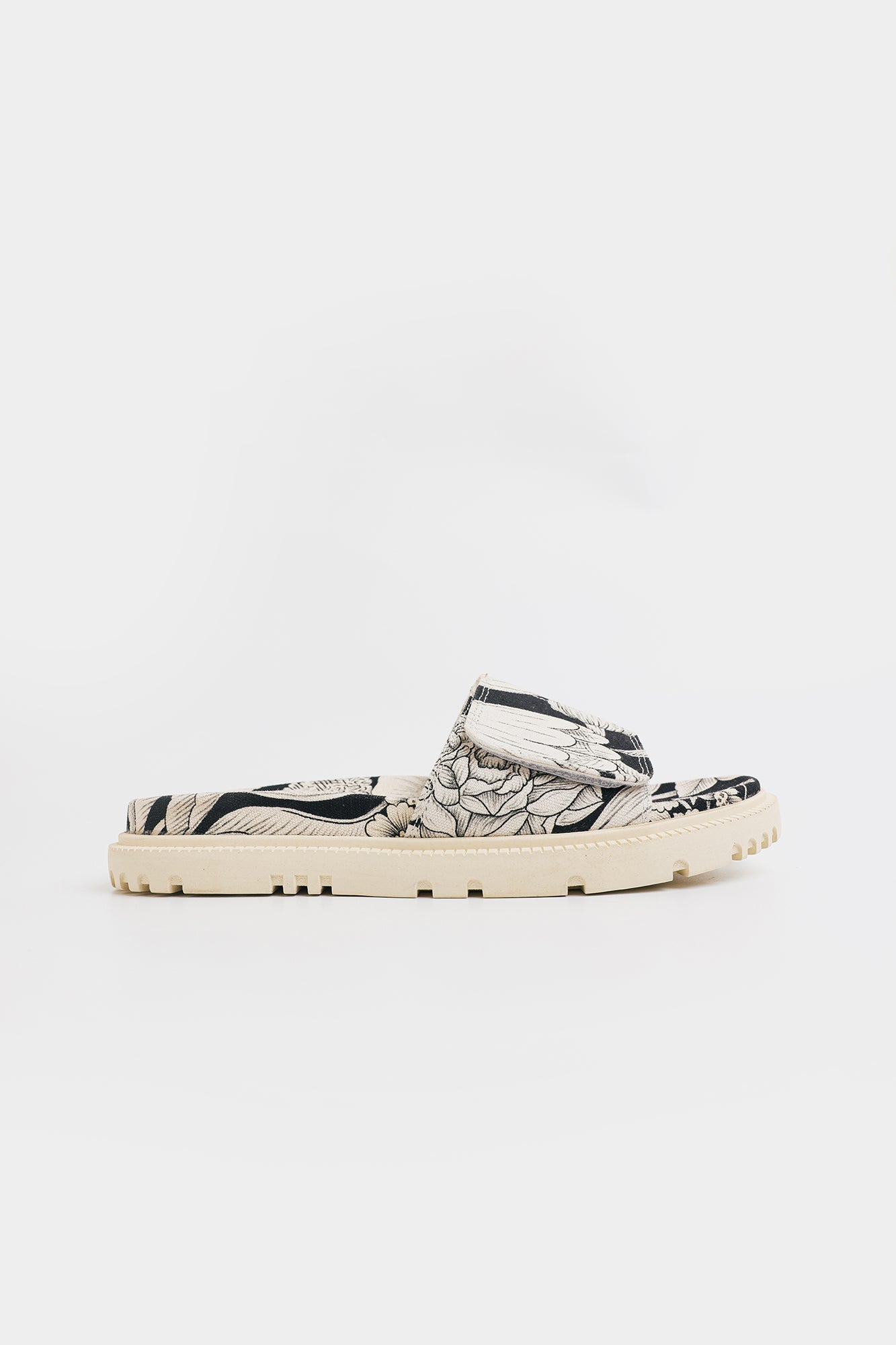 SANDAL (E0752/109/901)