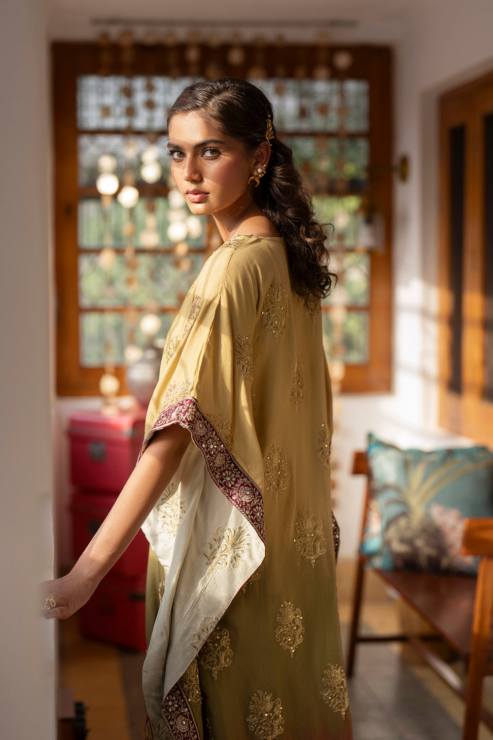 EMBROIDERED KAFTAN (E0773/104/124)