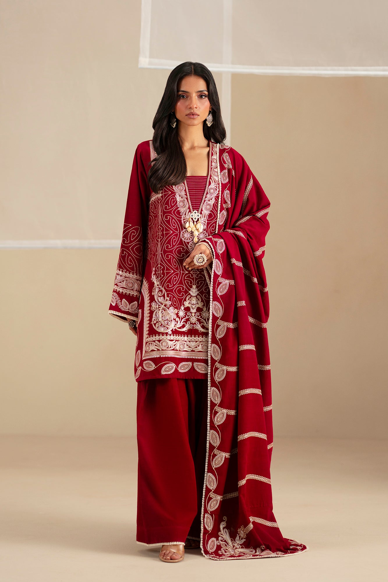 EMBROIDERED SUIT (E0786/203/304)