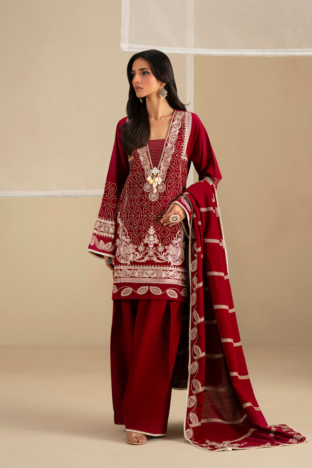 EMBROIDERED SUIT (E0786/203/304)