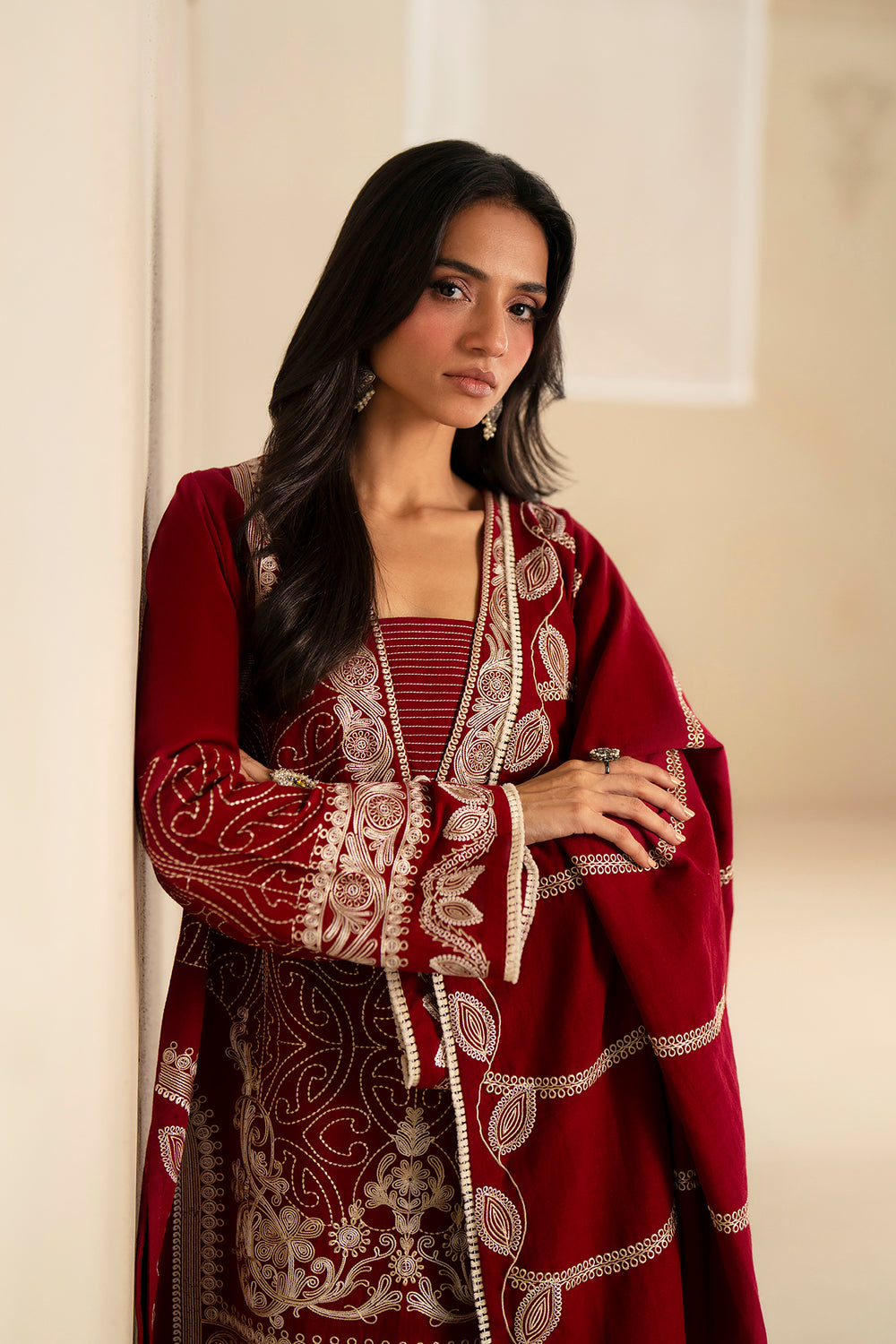 EMBROIDERED SUIT (E0786/203/304)