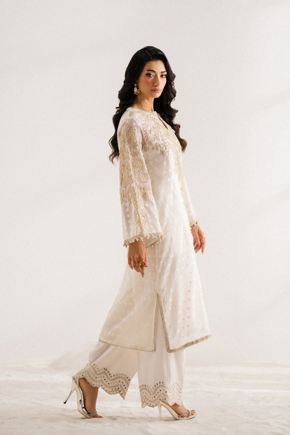 EMBROIDERED SUIT (E0788/104/001)