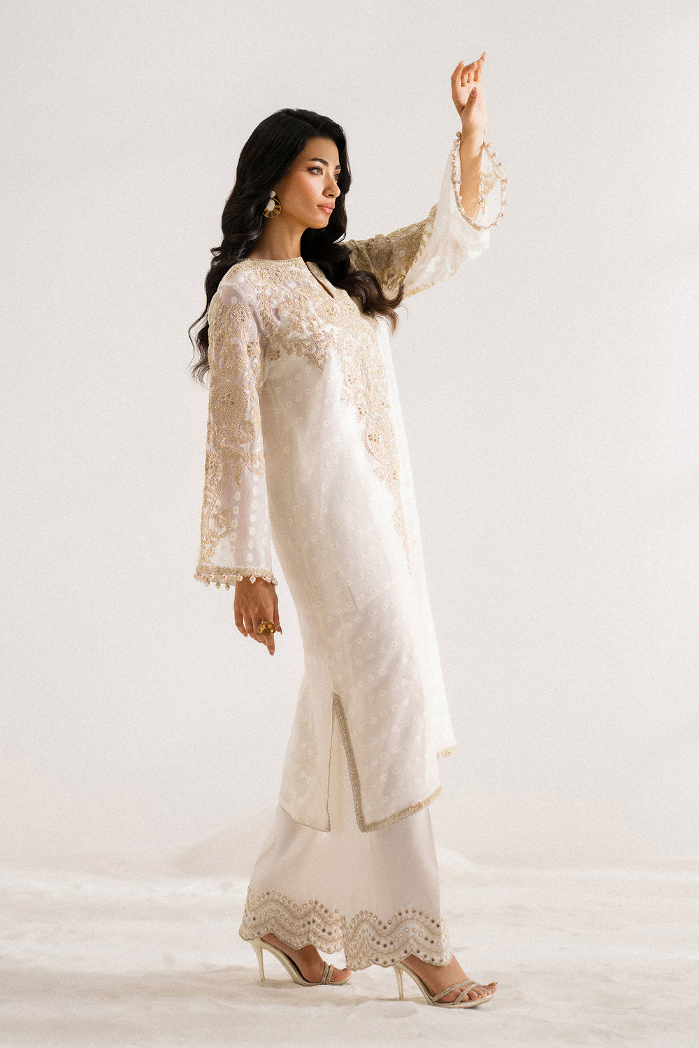 EMBROIDERED SUIT (E0788/104/001)