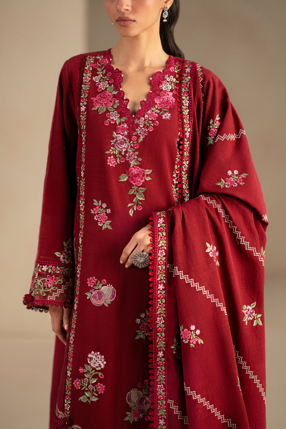 EMBROIDERED SUIT (E0788/203/414)